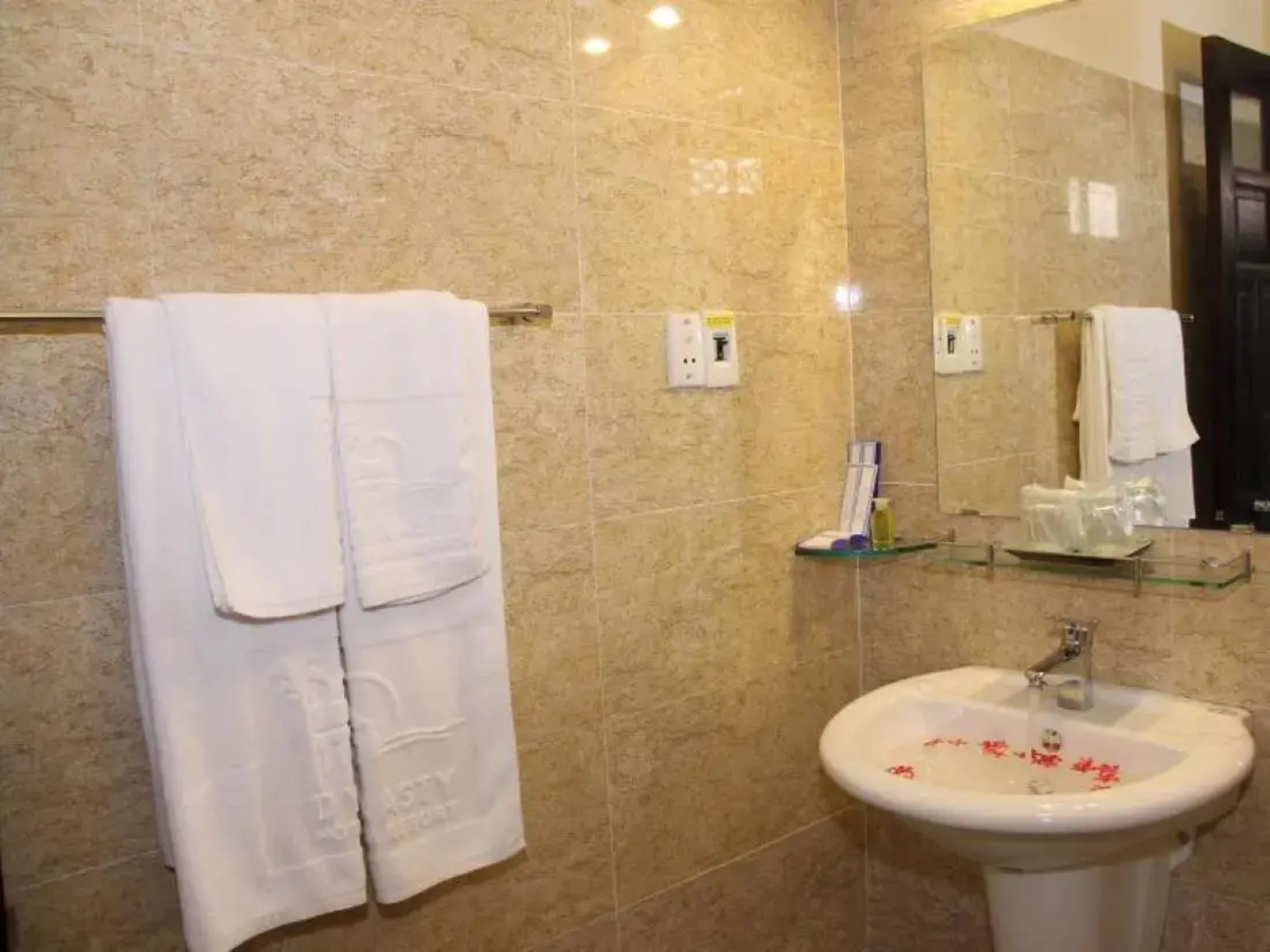 Mui Ne Hostel & Cafe 141