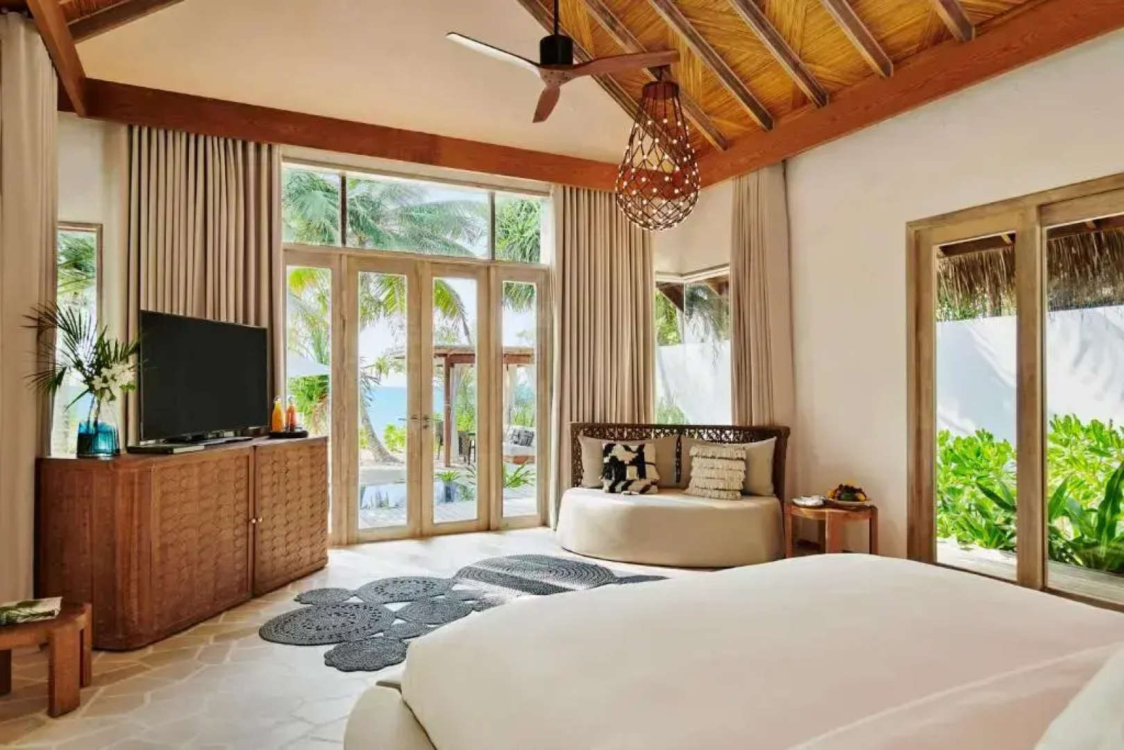 Sirru Fen Fushi Private Lagoon Resort