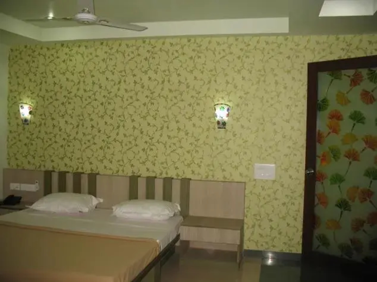 Vora Corporate Inn