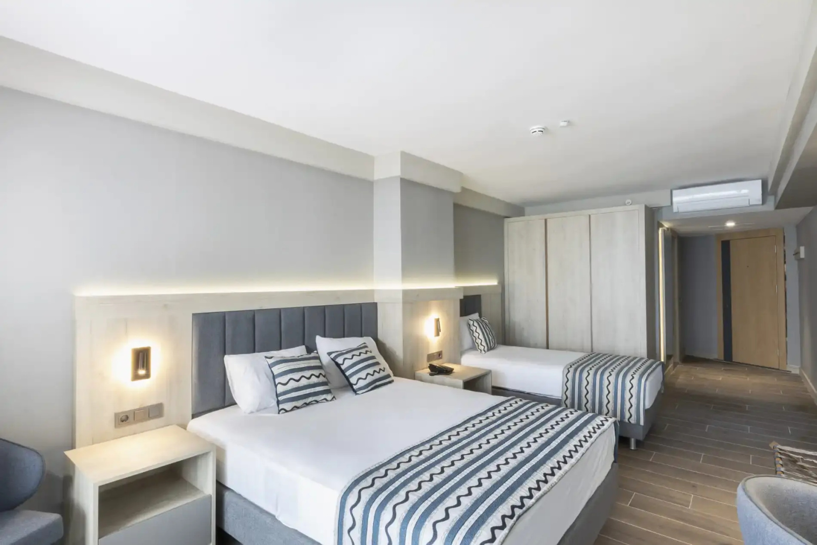 Elysee Hotel