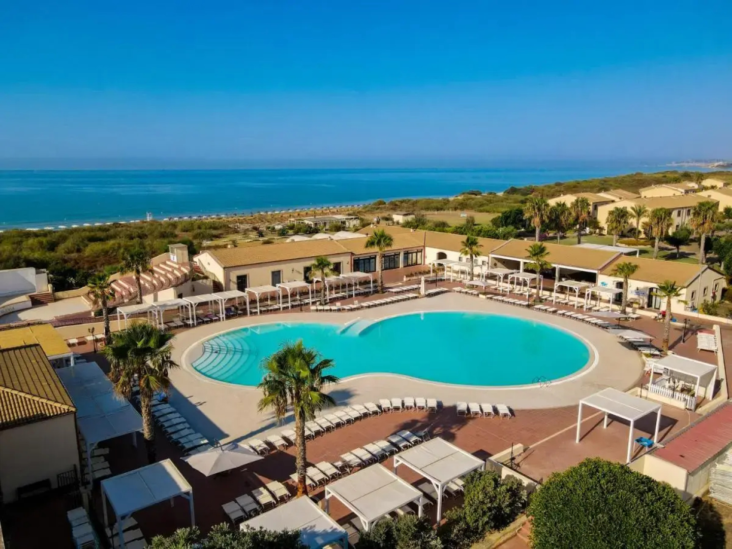 Sikania Eco Resort