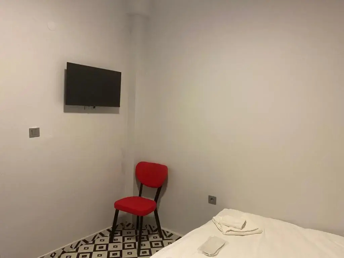 The Red Suite 29