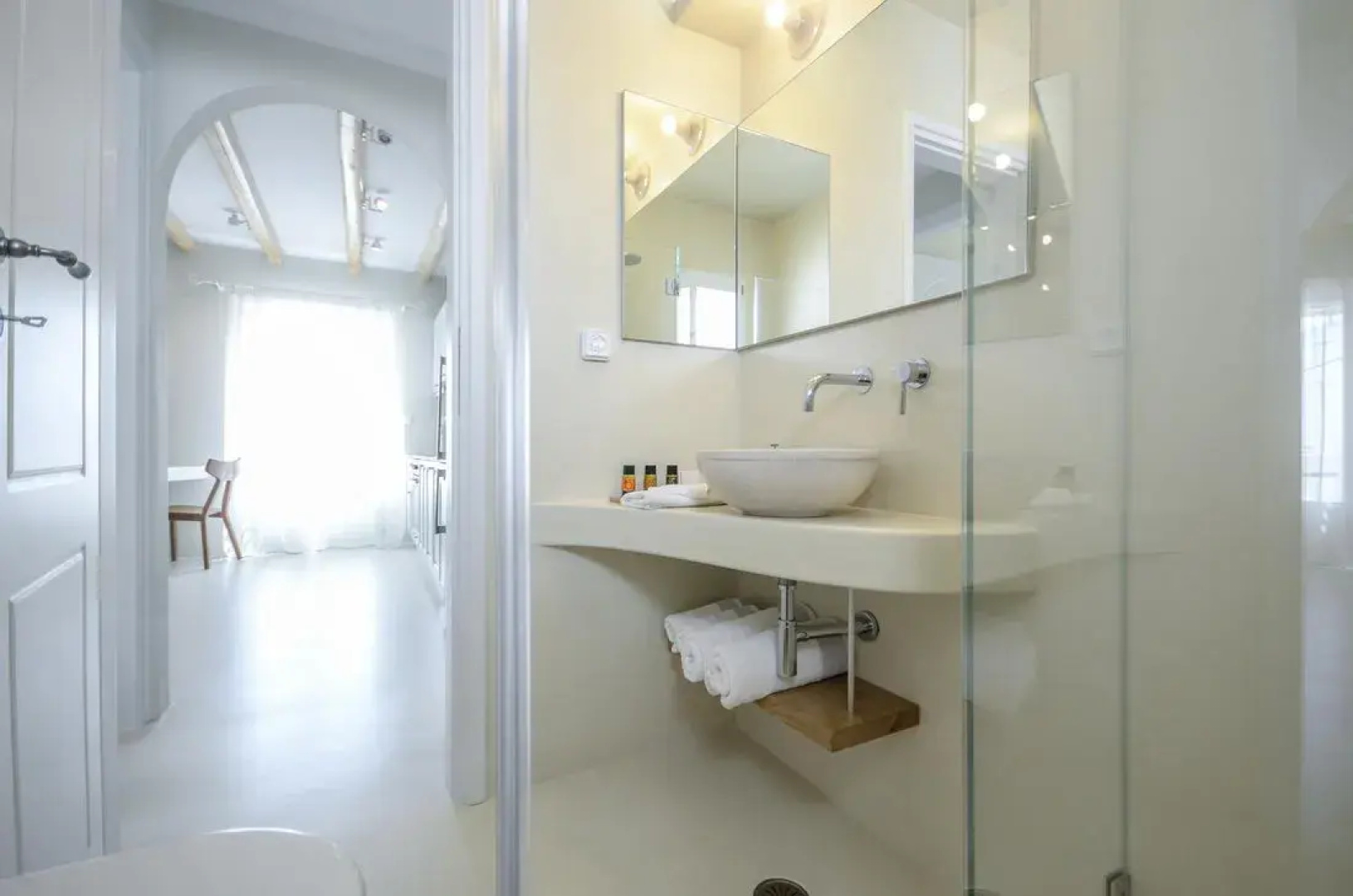 Antony Suites - Adults Only