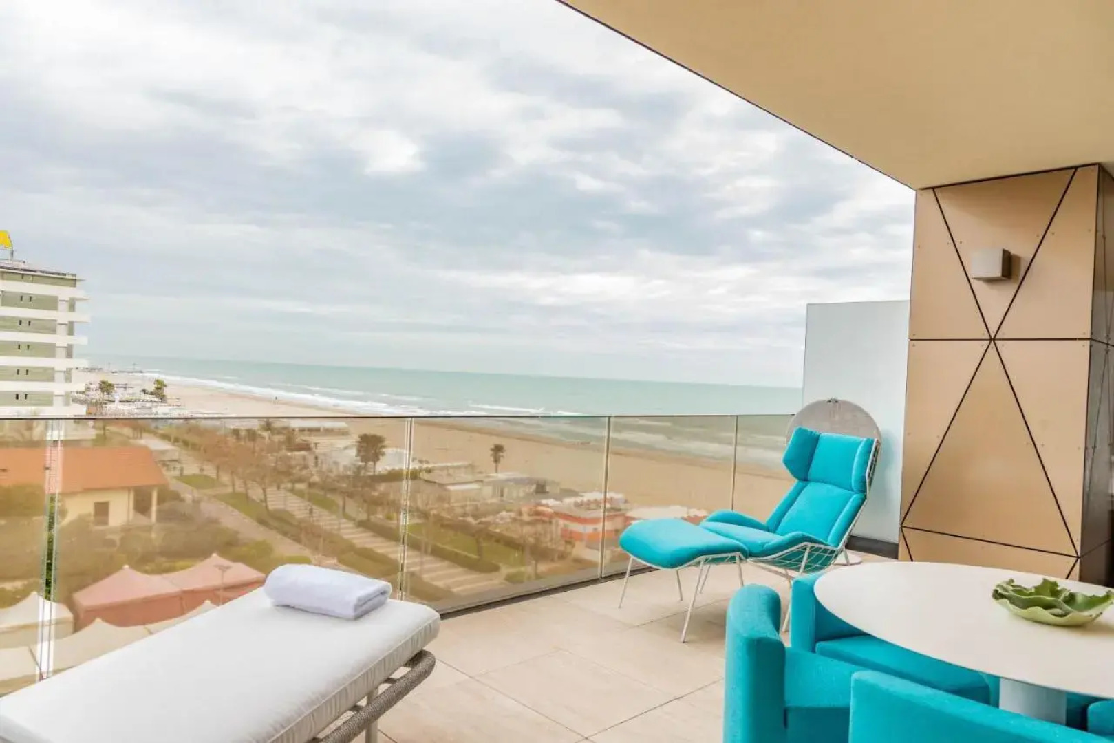 The Promenade Luxury Wellness Hotel