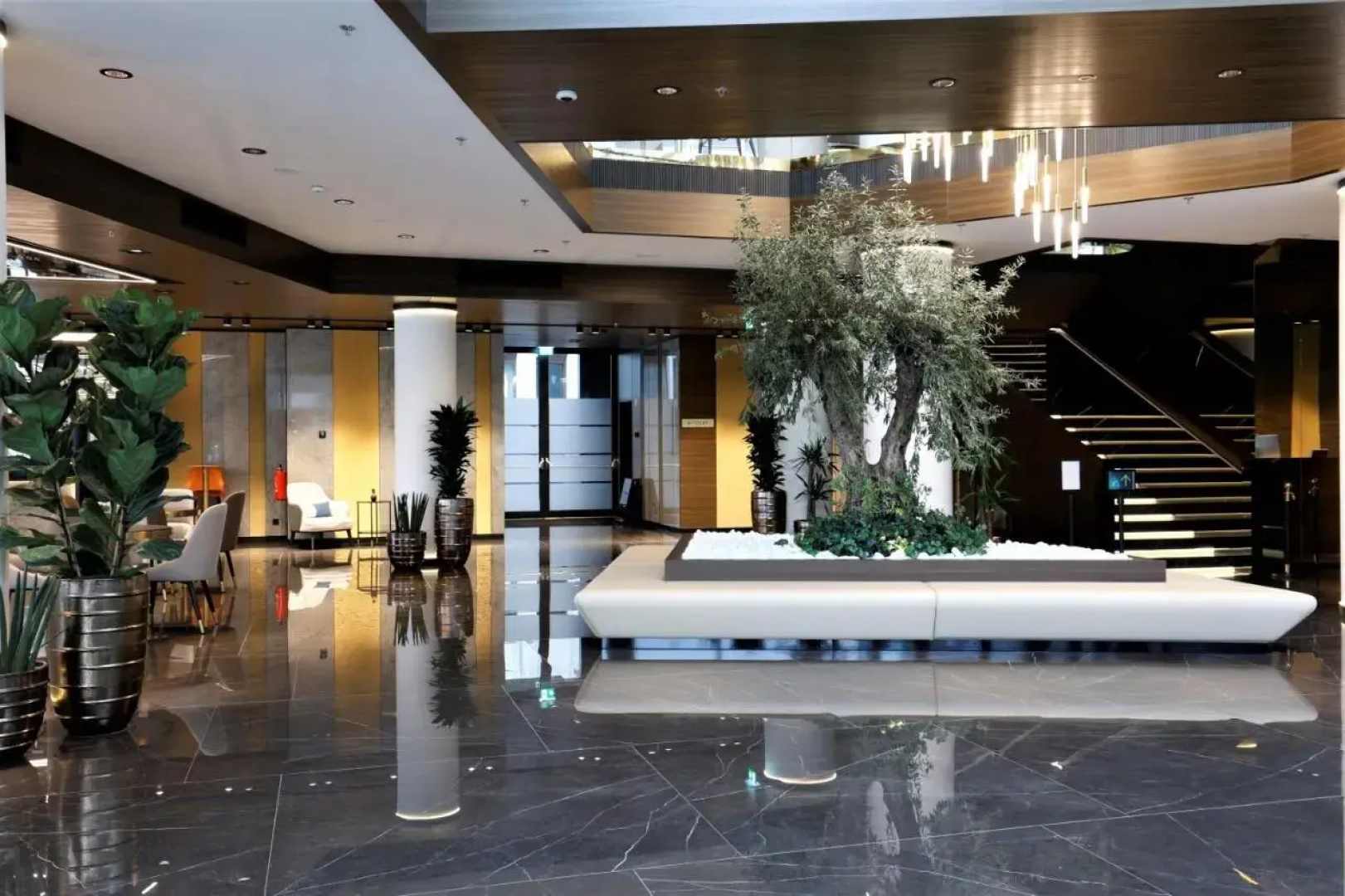 Grand Plaza Hotel and Congress Centre