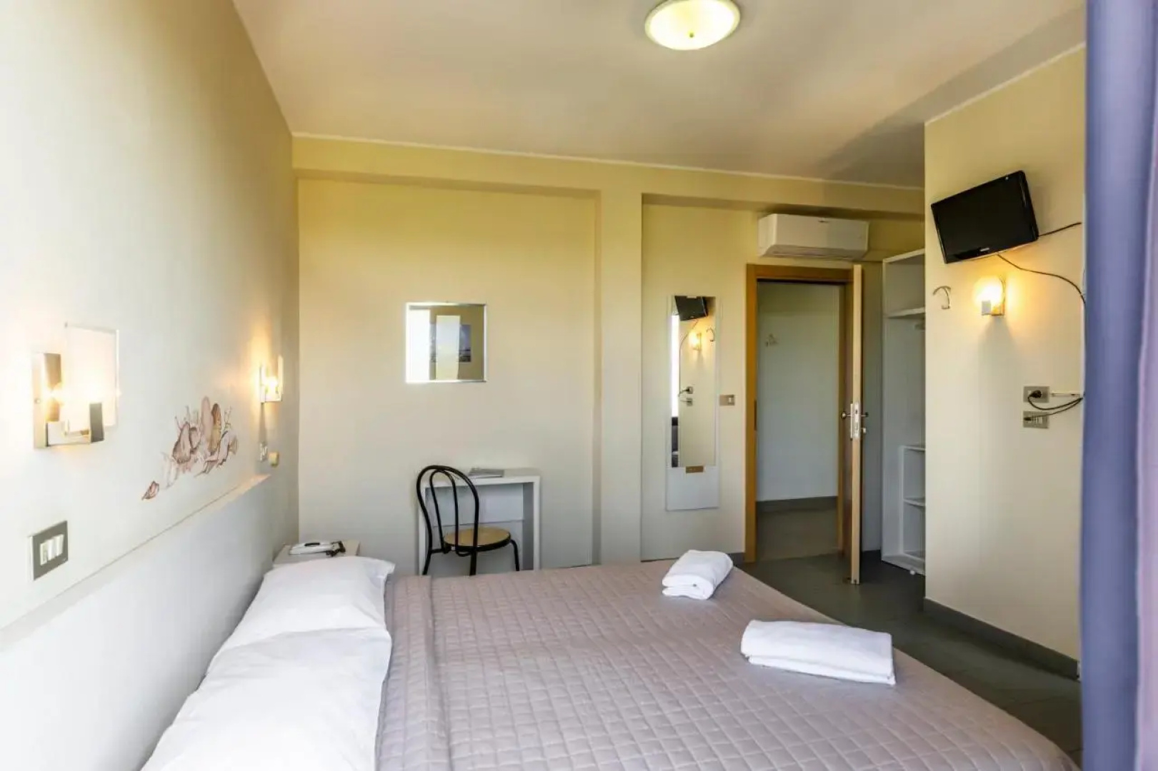 Hotel La Siesta
