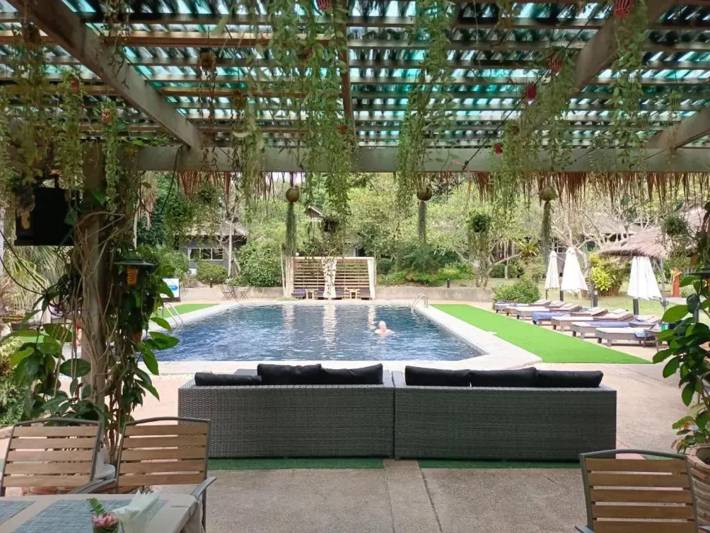 Let's Hyde Pattaya Resort & Villas