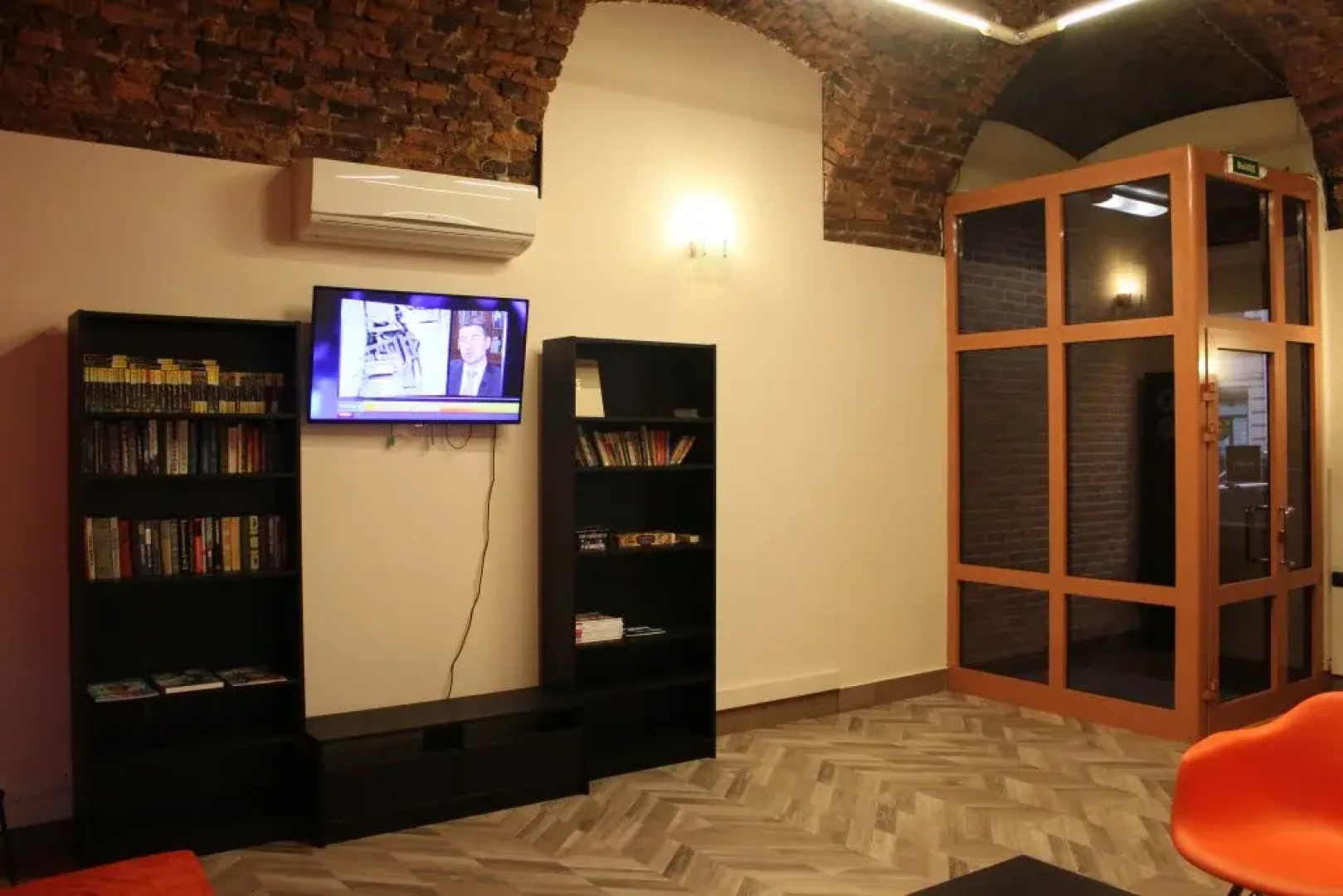 Хостел BRICKS