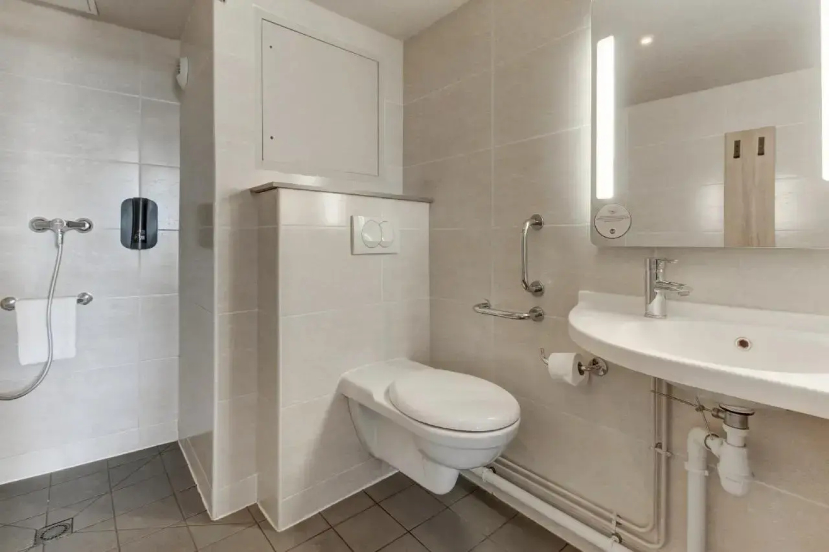 B&B HOTEL Marseille Vélodrome Prado