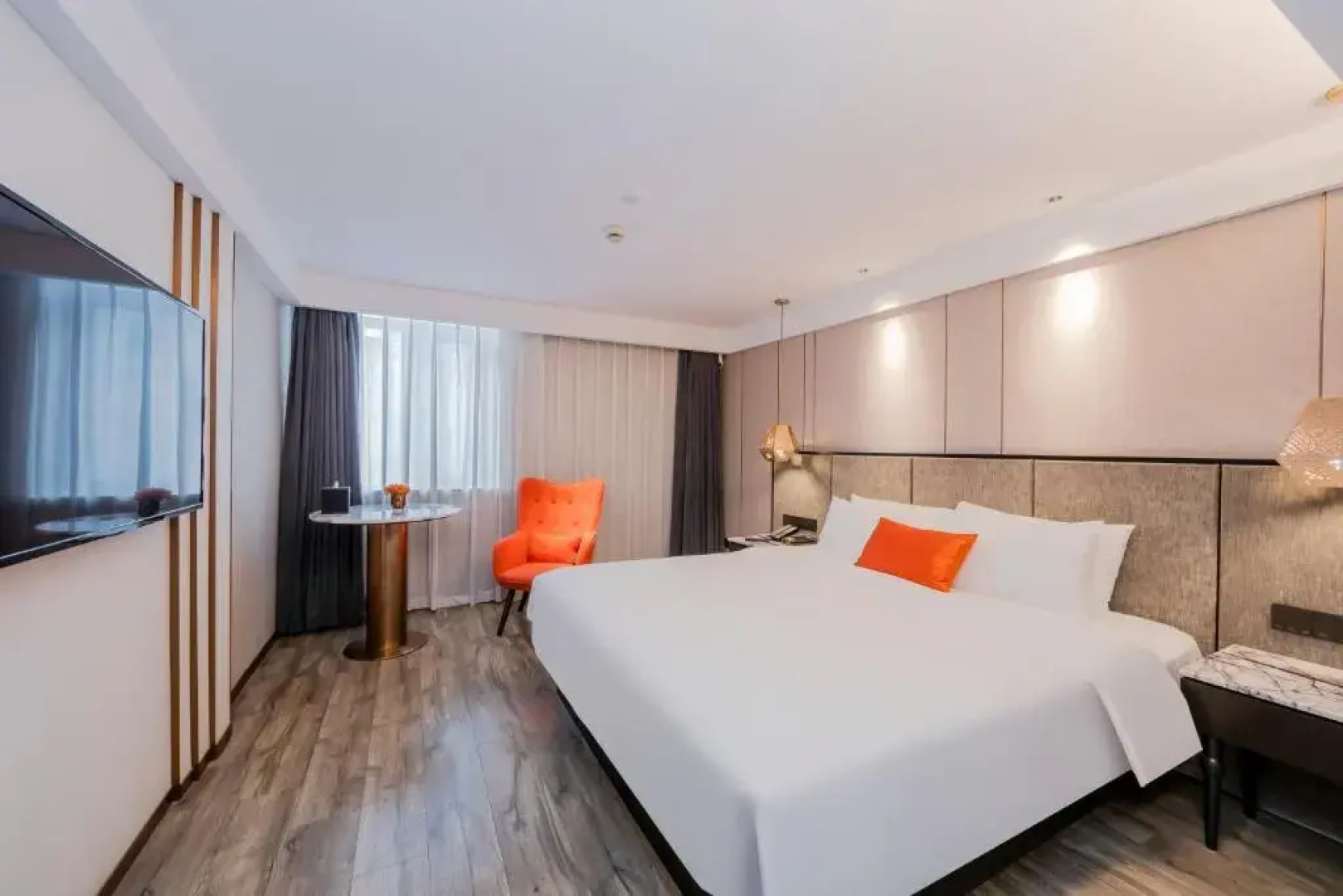 Yitel Premium Shanghai People Square Nanjing Road Pedestrian Street Shop
