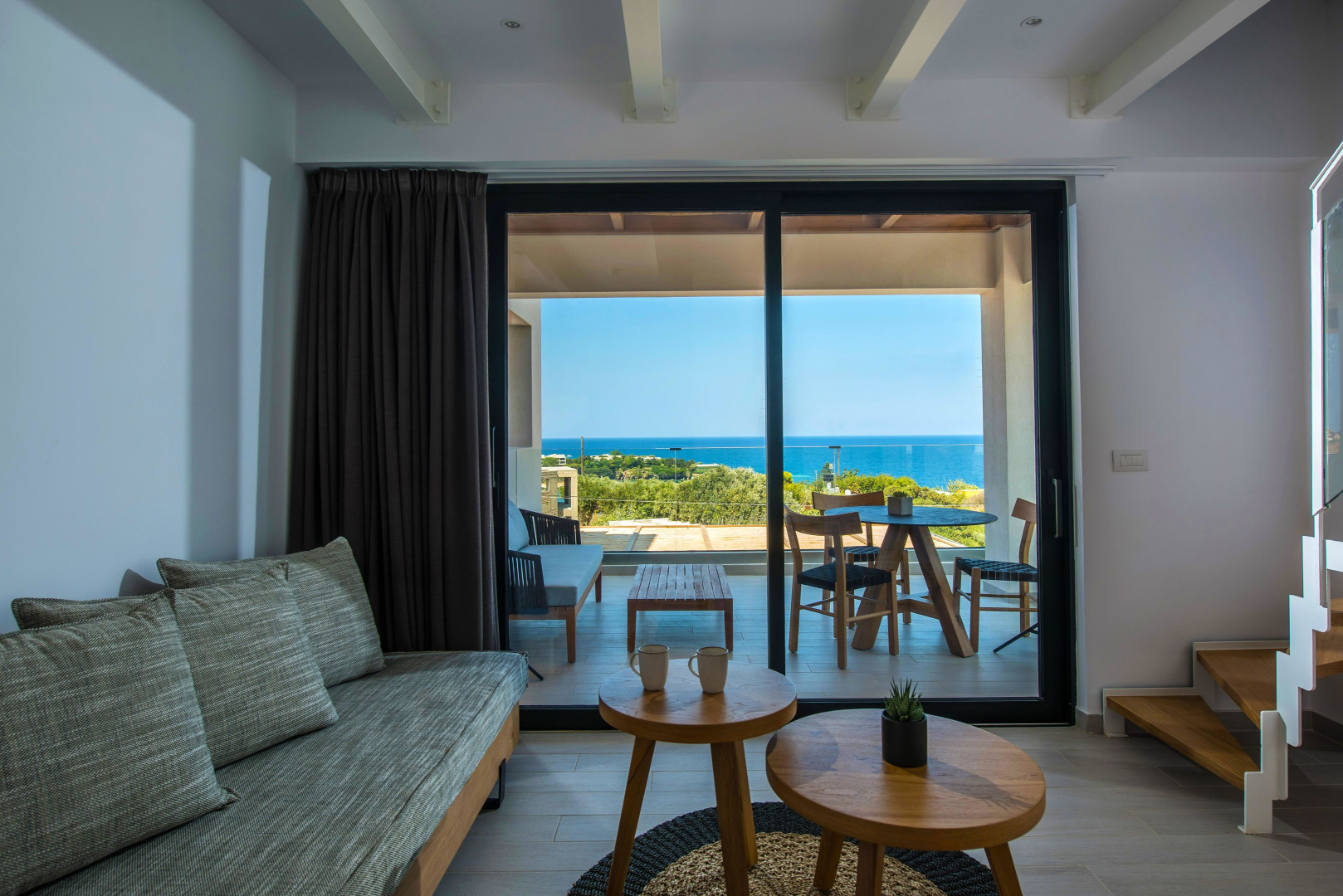 Irida Hotel
