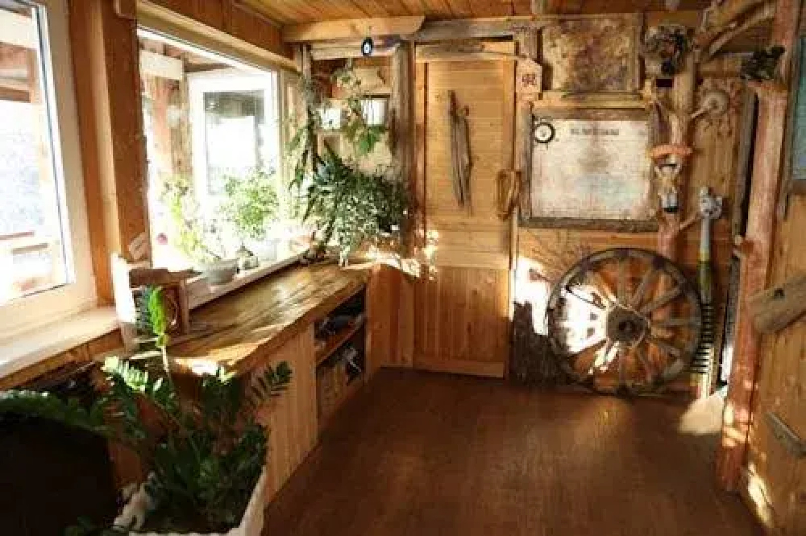 Никола Отель