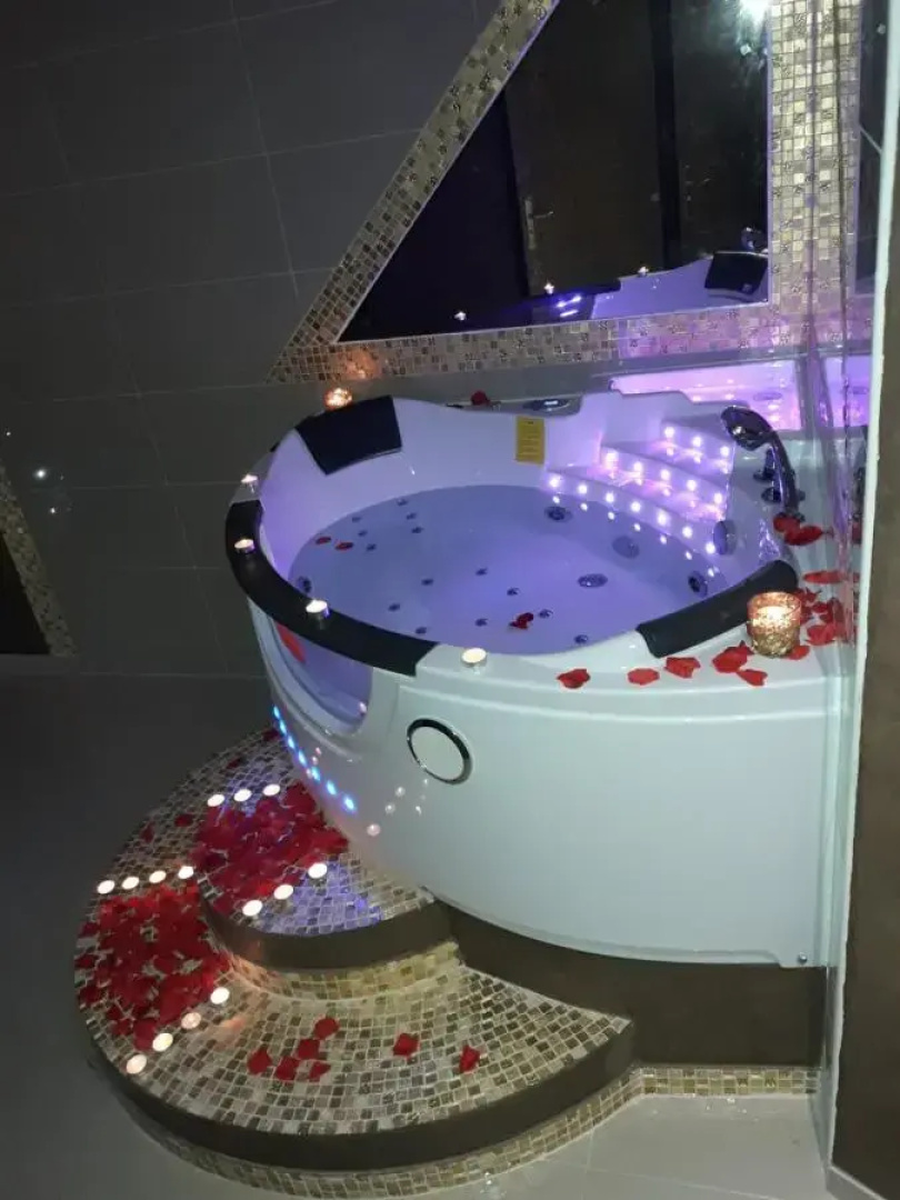 Le Love Spa