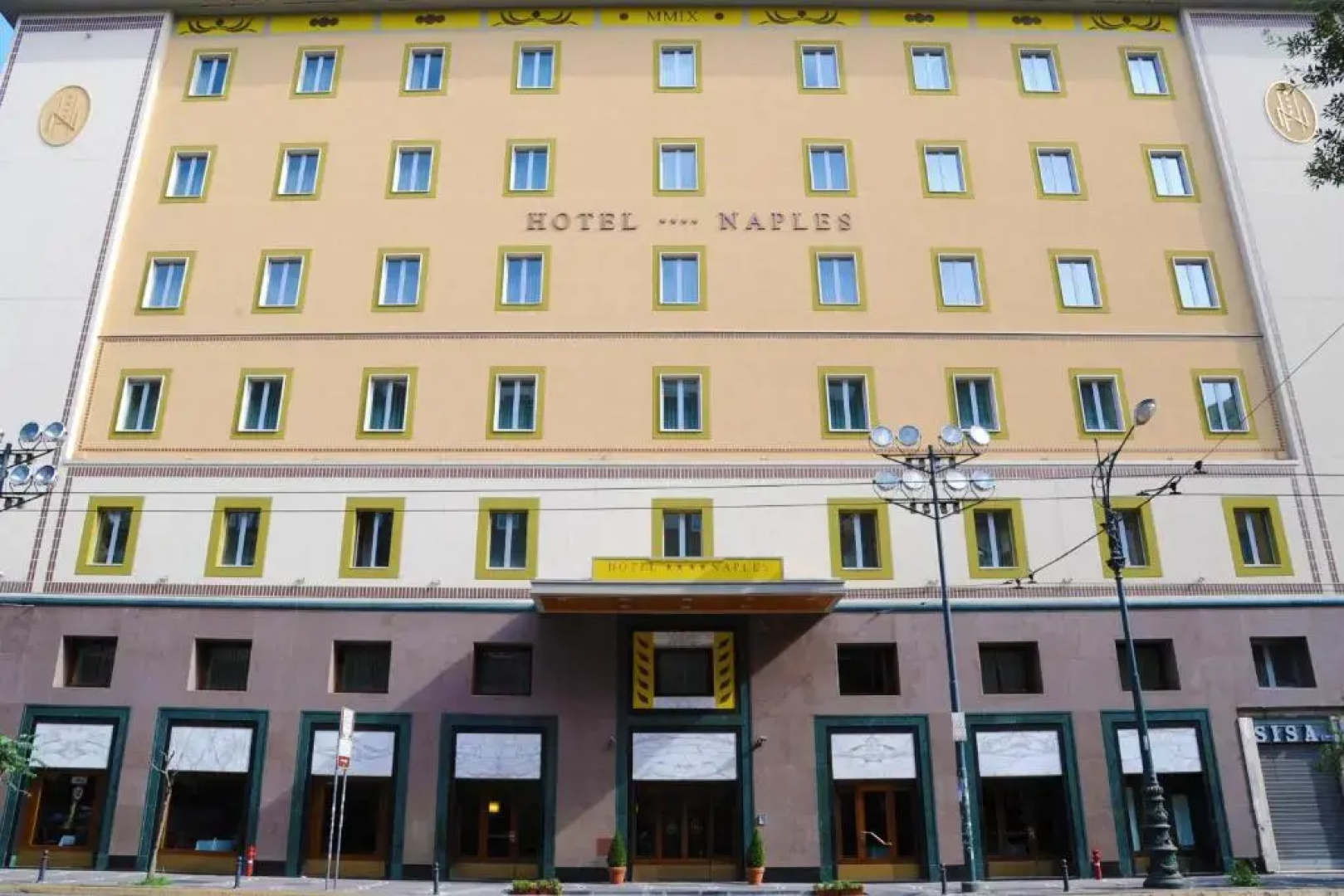 Hotel Naples