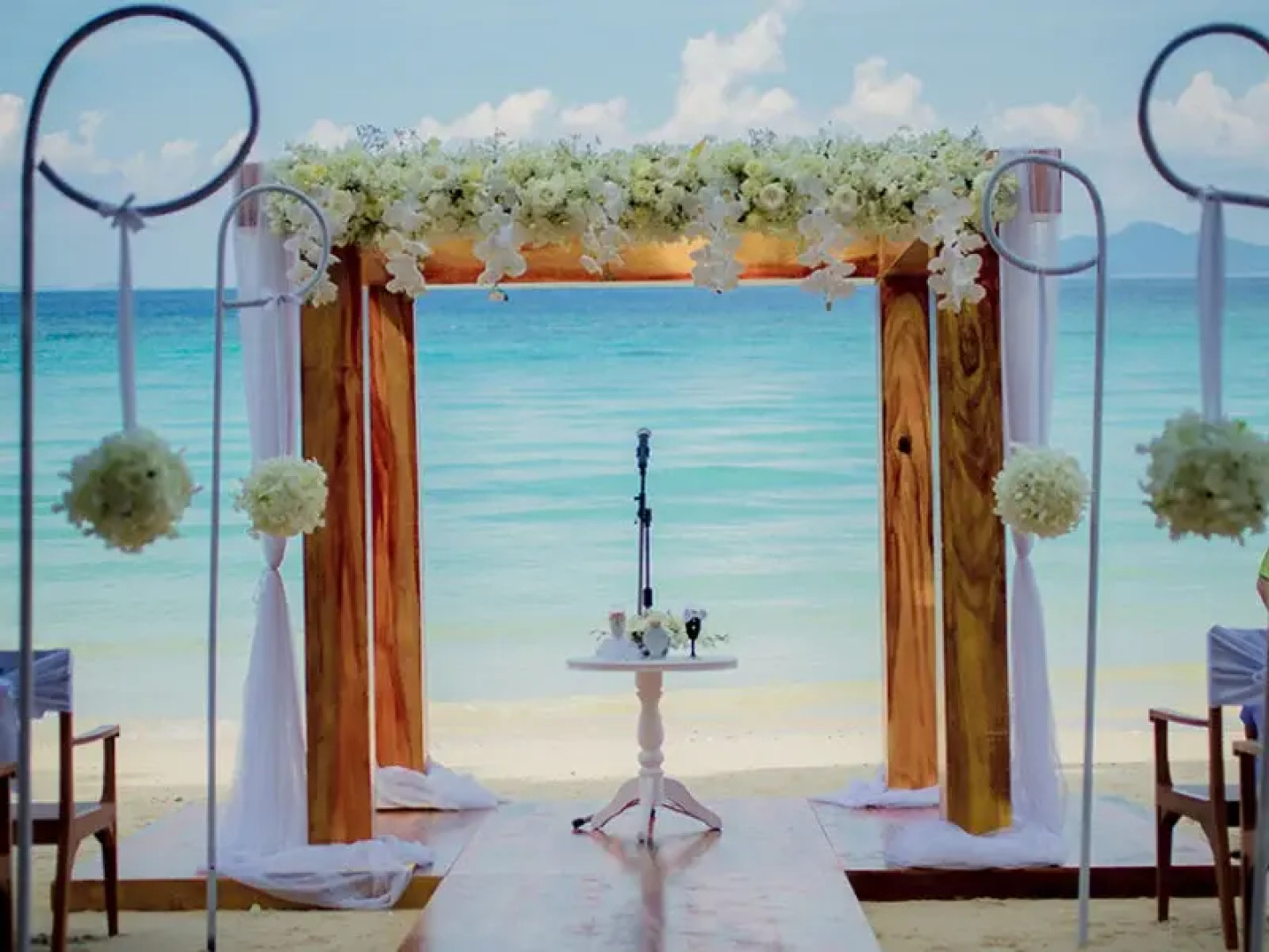 Phi Phi Holiday Resort – SHA Extra Plus