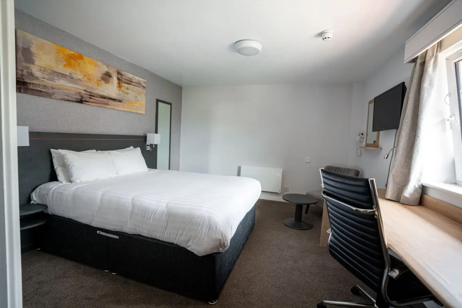 Pendulum Hotel