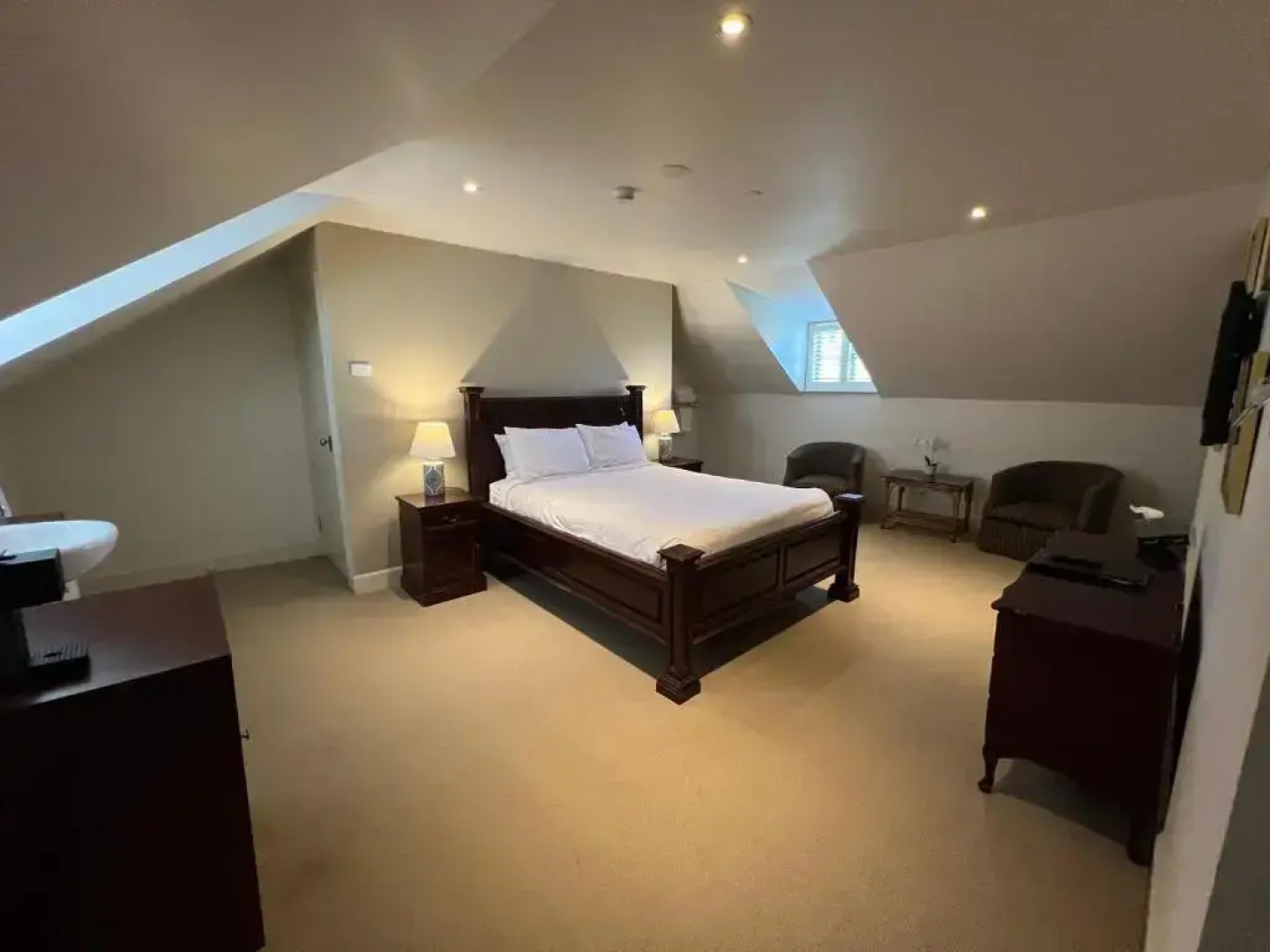 Fitzroy Inn Historic Retreat