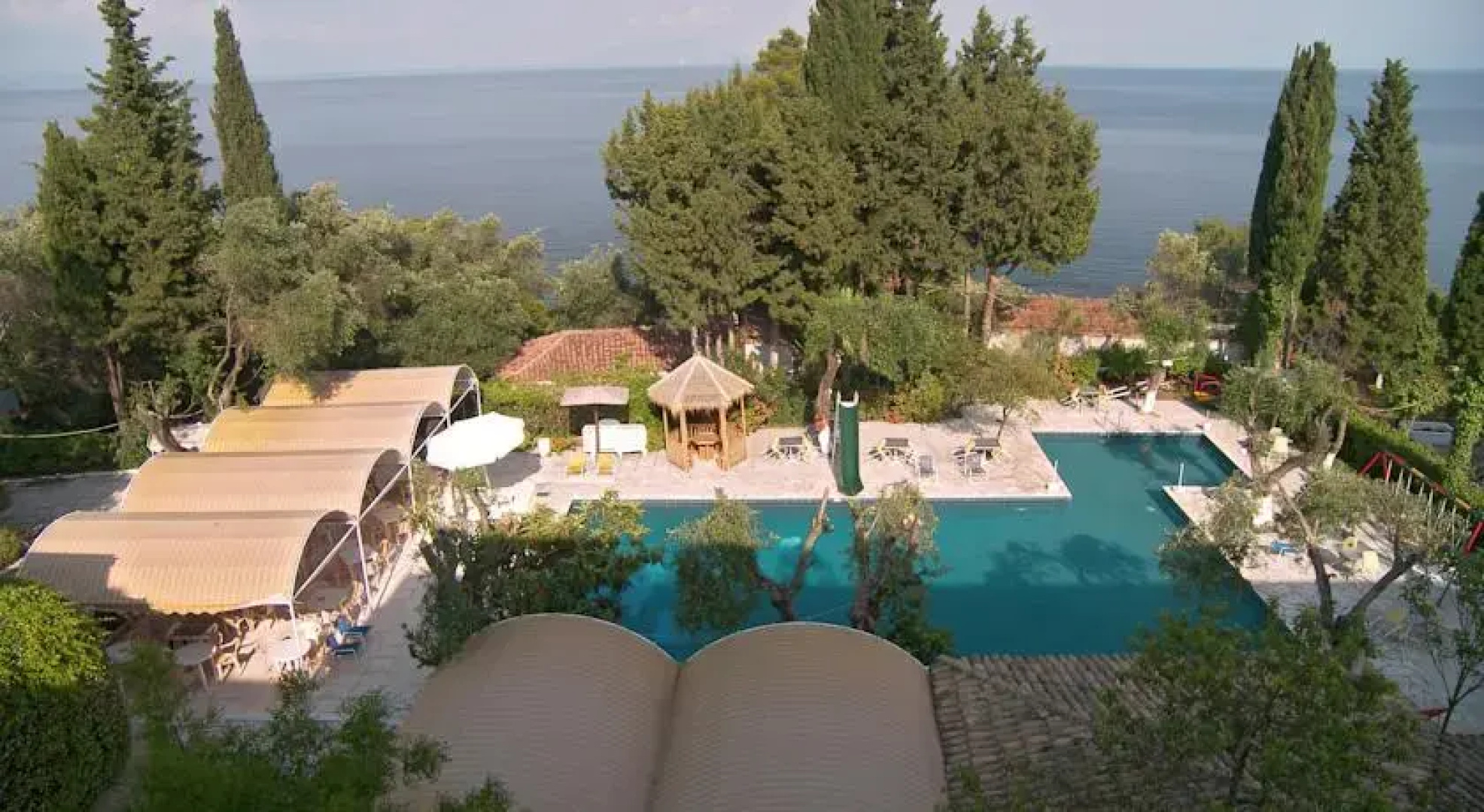 Alexandros Hotel
