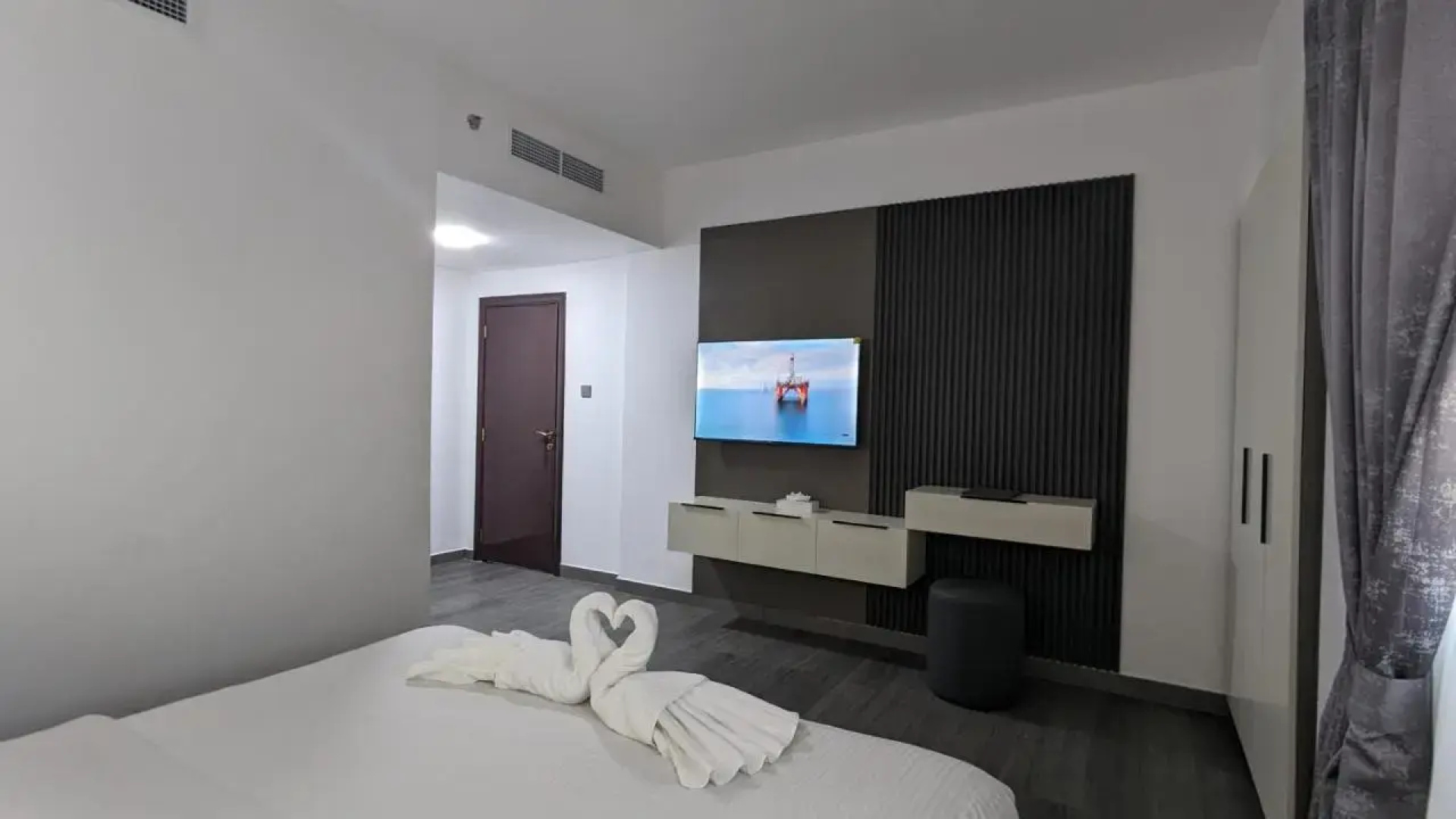 Sharjah Royal Tulip Hotel apartment
