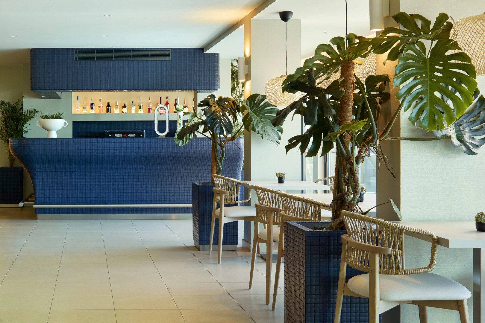 Отель Dom Jose Beach Hotel