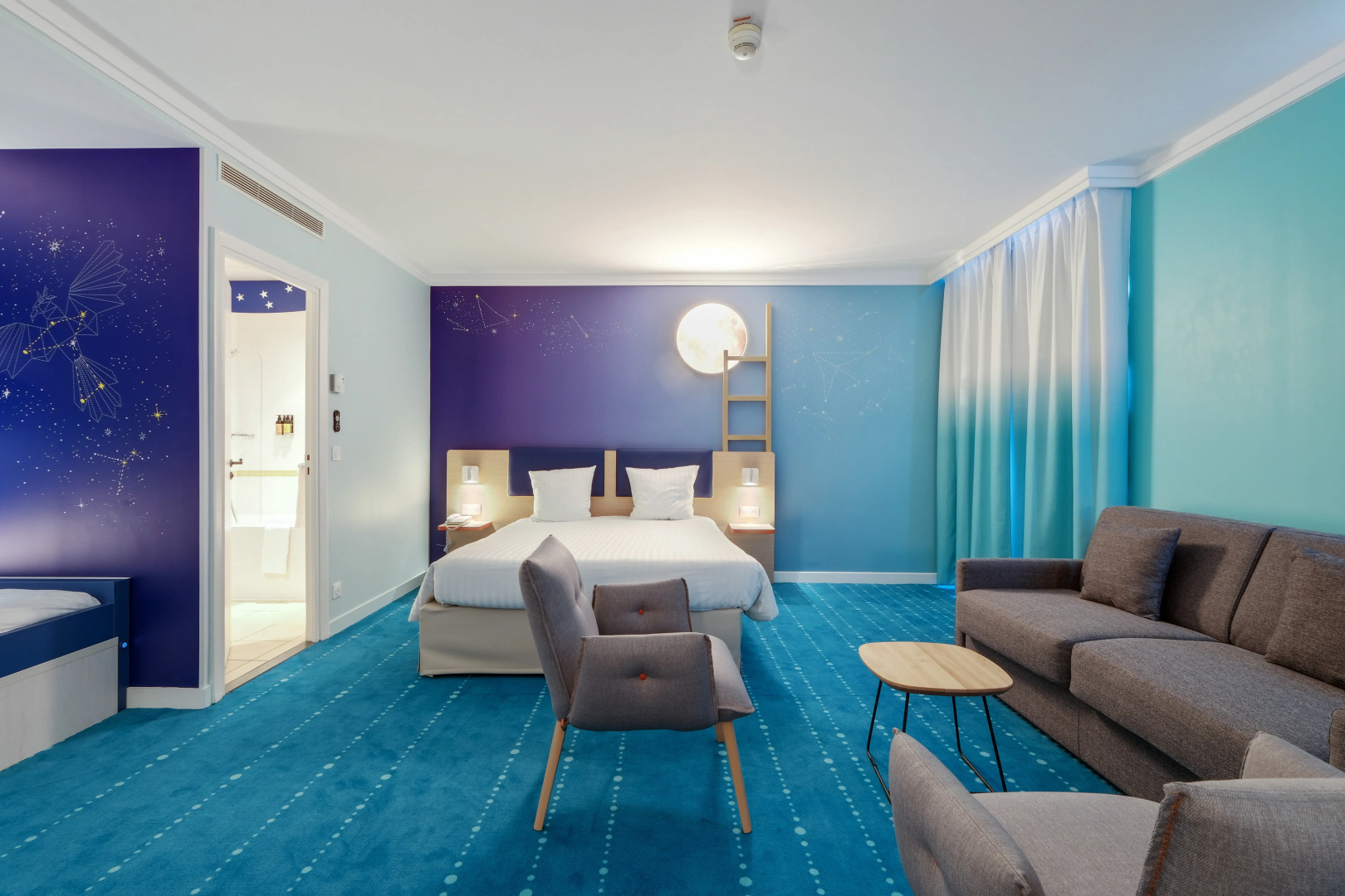 Отель Grand Magic