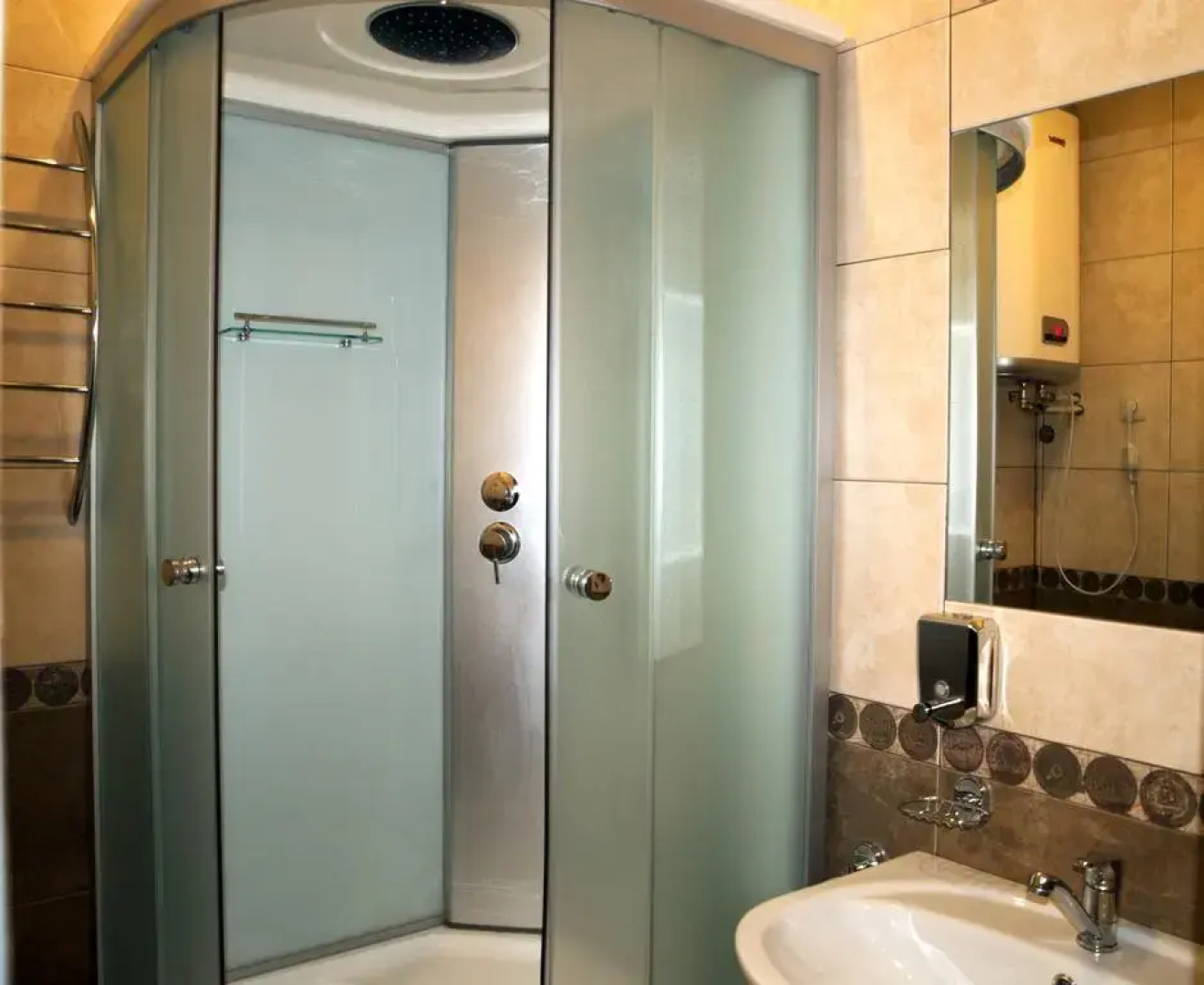 Отель Атмосфера на Большом 32