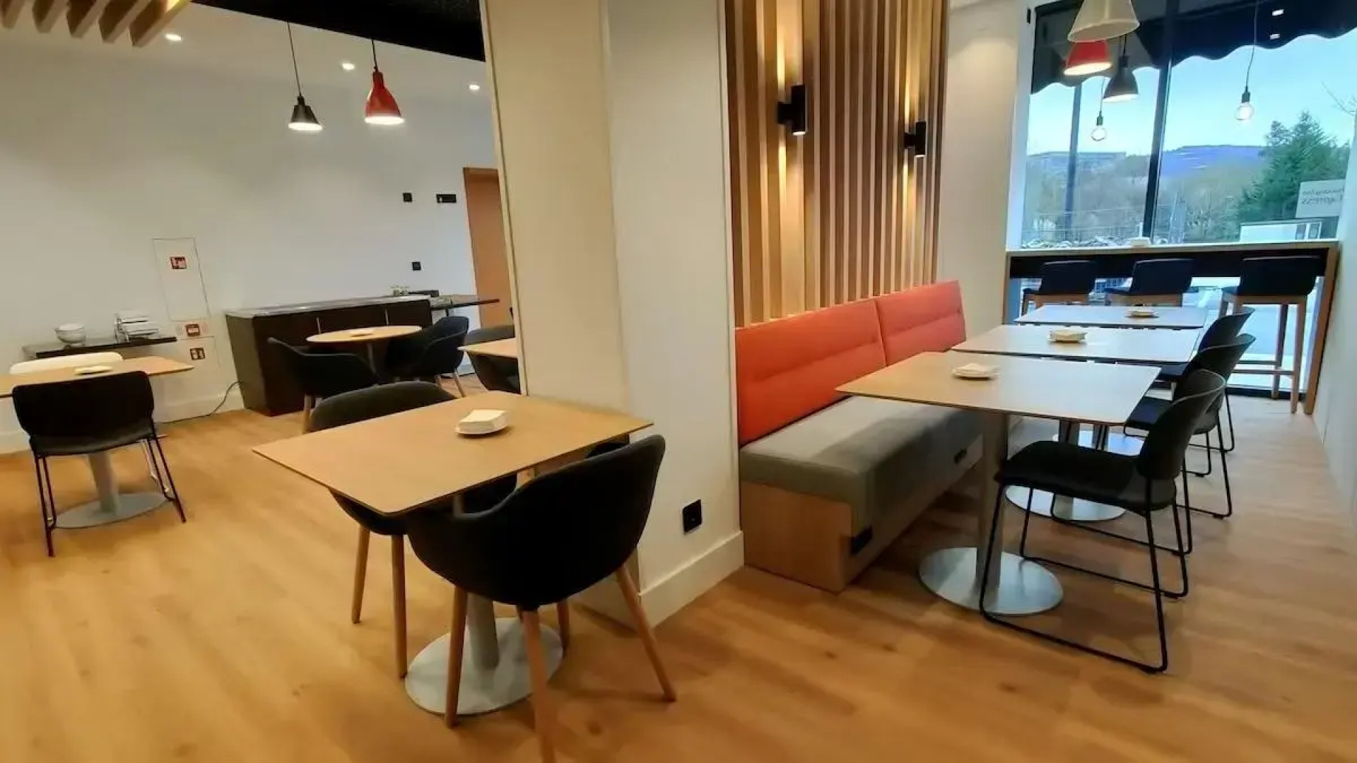 Отель Holiday Inn Express Bilbao, an IHG Hotel