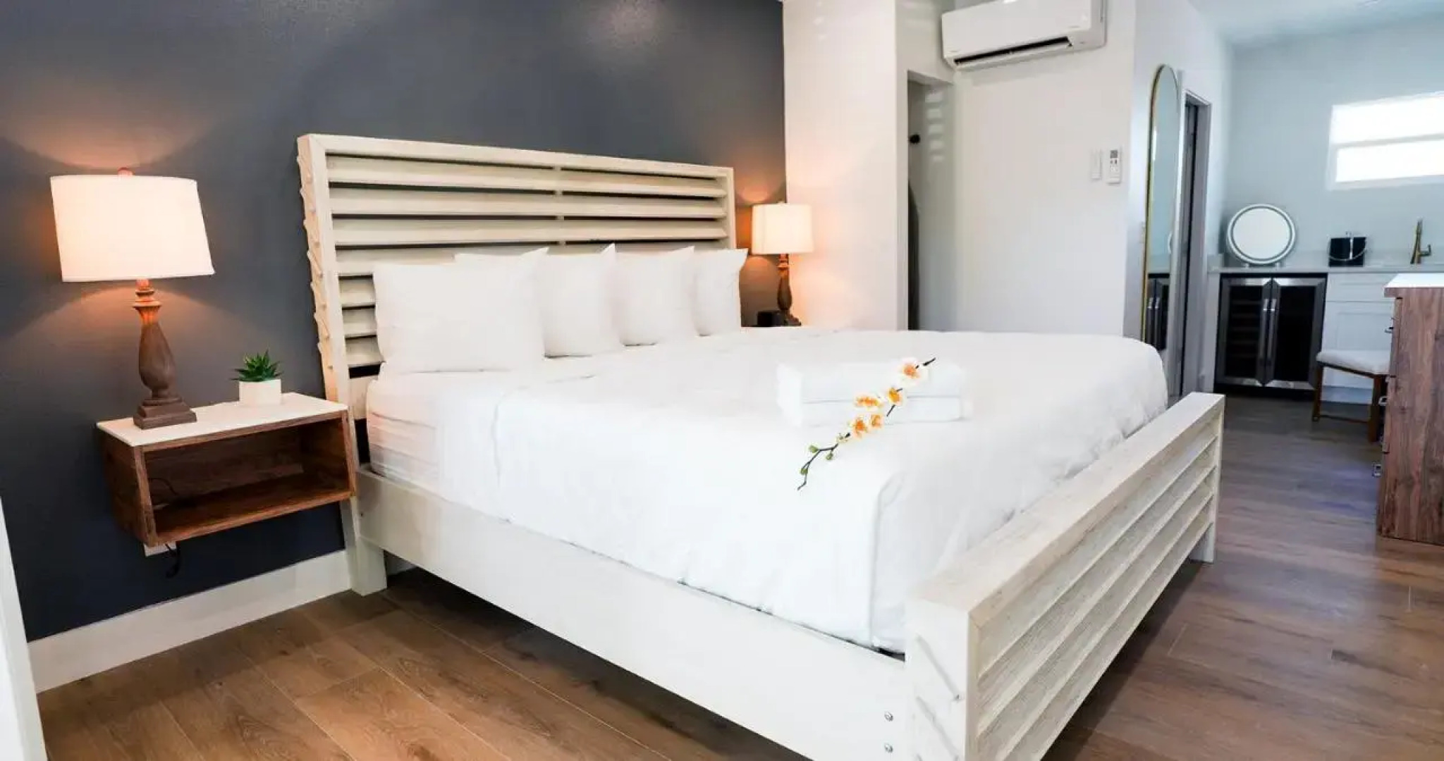 Ivory Sands Beach Suites