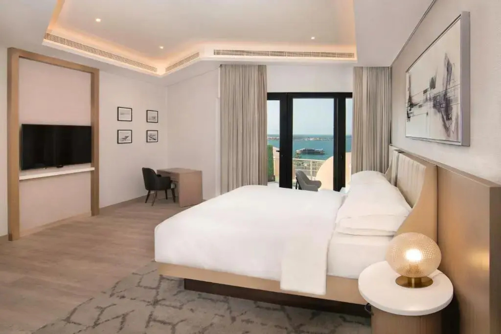 Курортный отель Sheraton Abu Dhabi