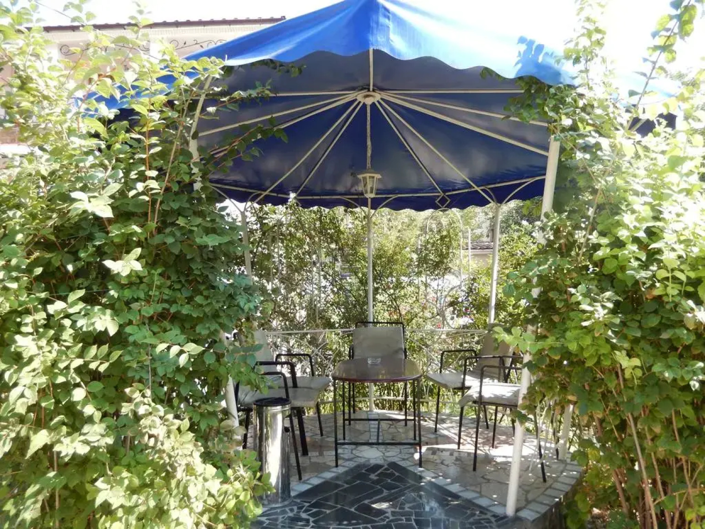 Villa Lira Guest House