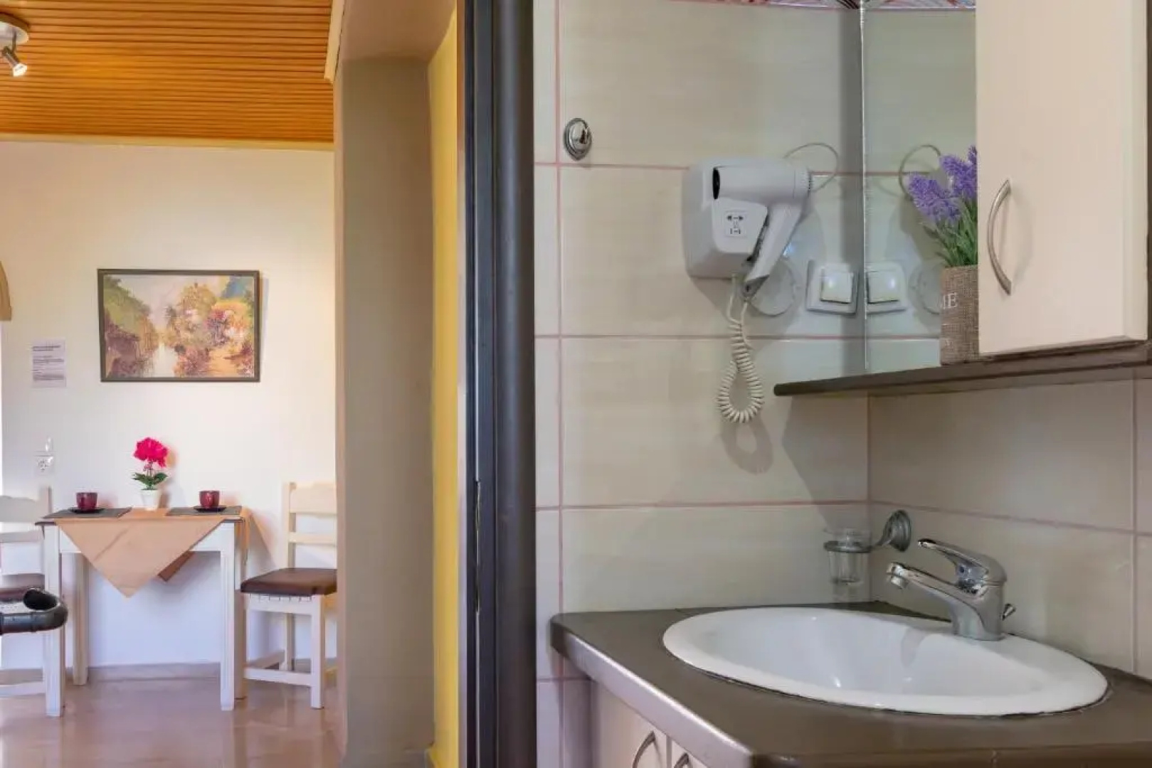 Akis Villa Studios & Apartments with Pool