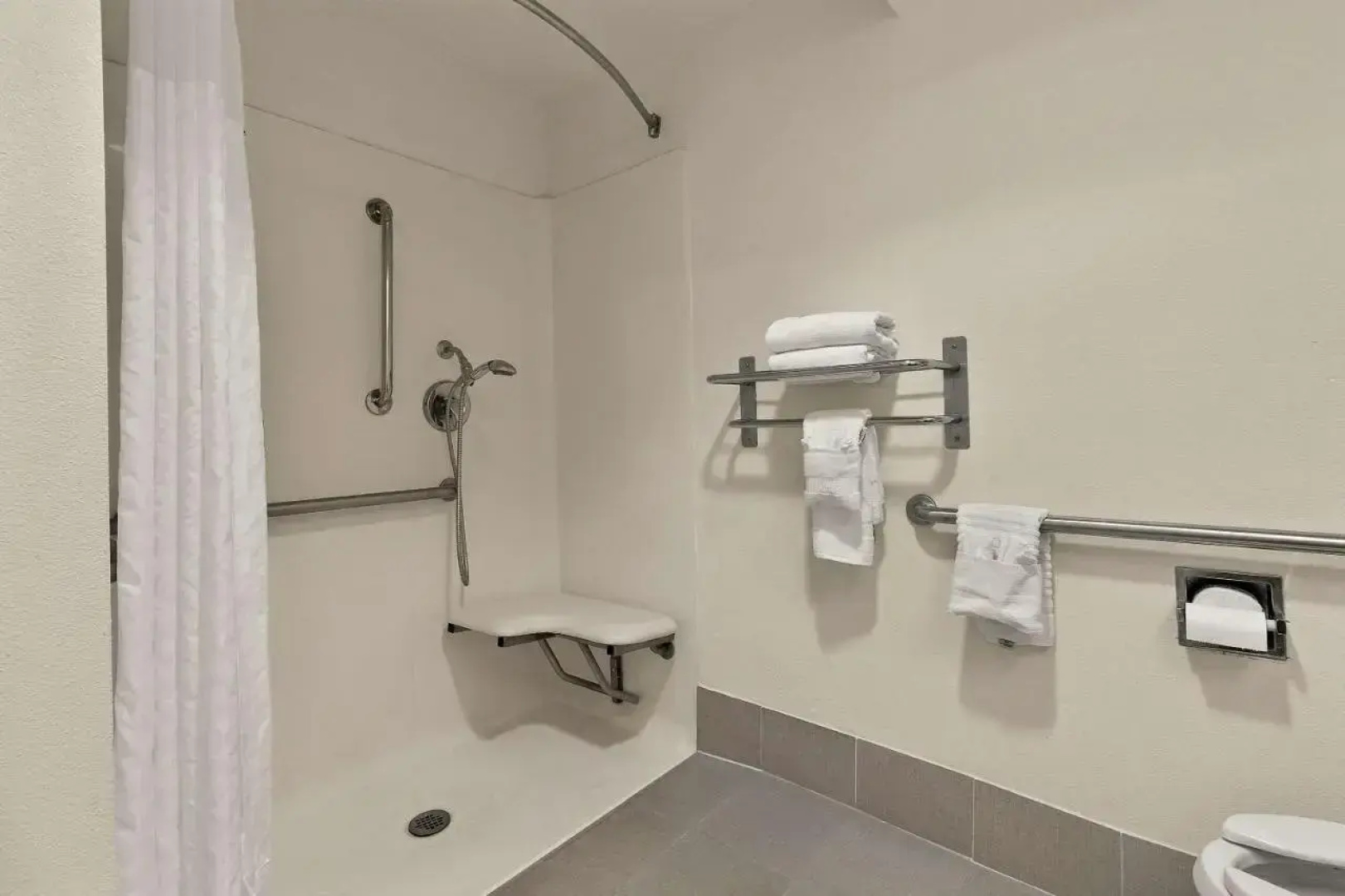 Comfort Inn & Suites Sequoia/Kings Canyon