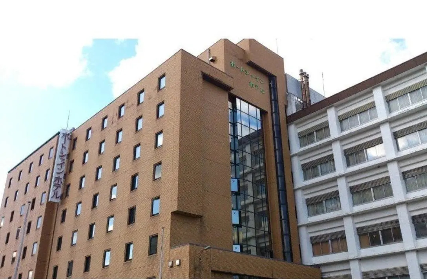 Port Shine Hotel