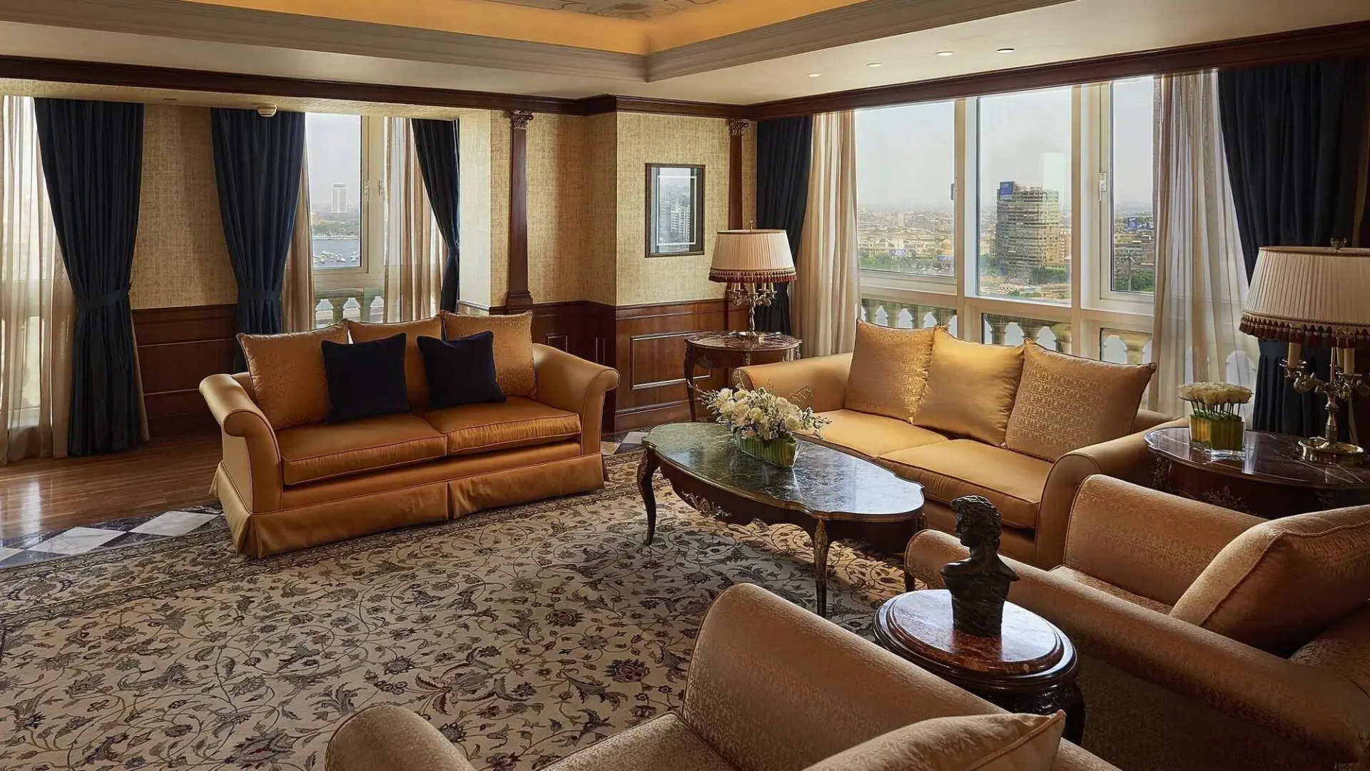 Отель Four Seasons Cairo at First Residence