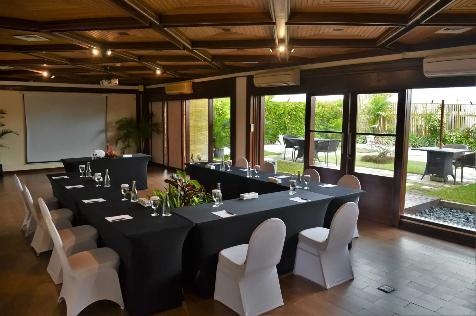 Hotel Nikko Bali Benoa Beach