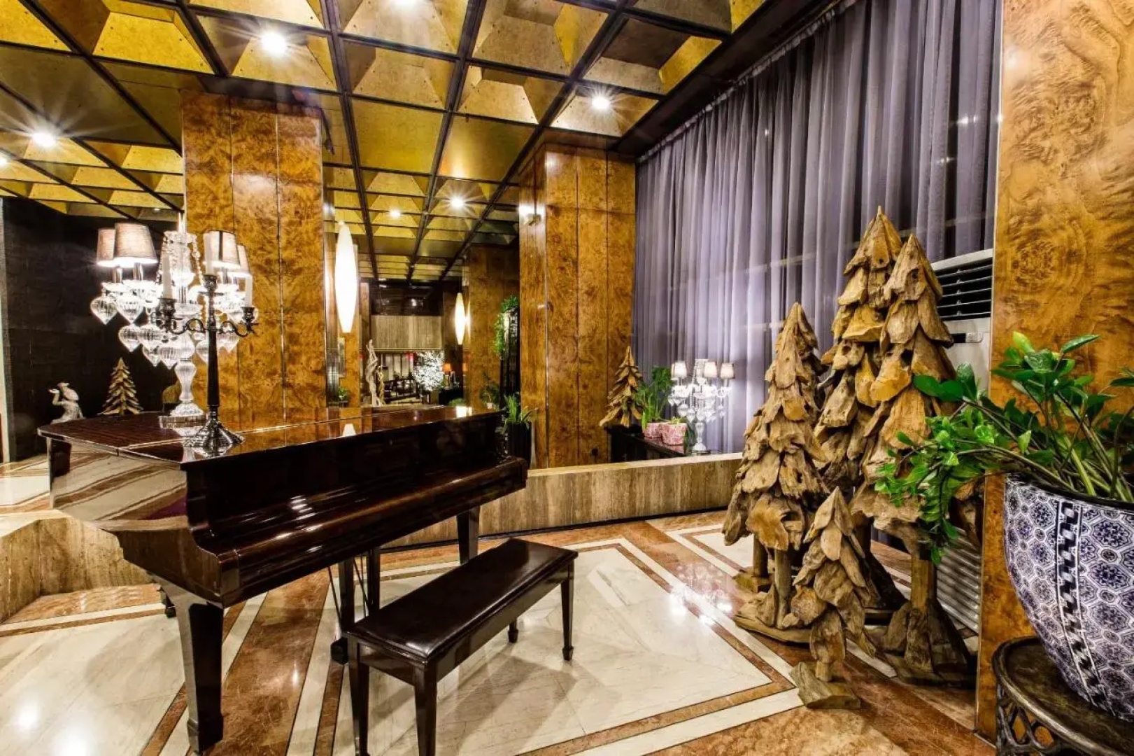 President Hotel Athens