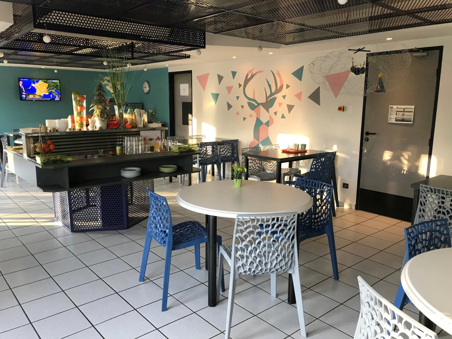 initial by balladins Tours Sud