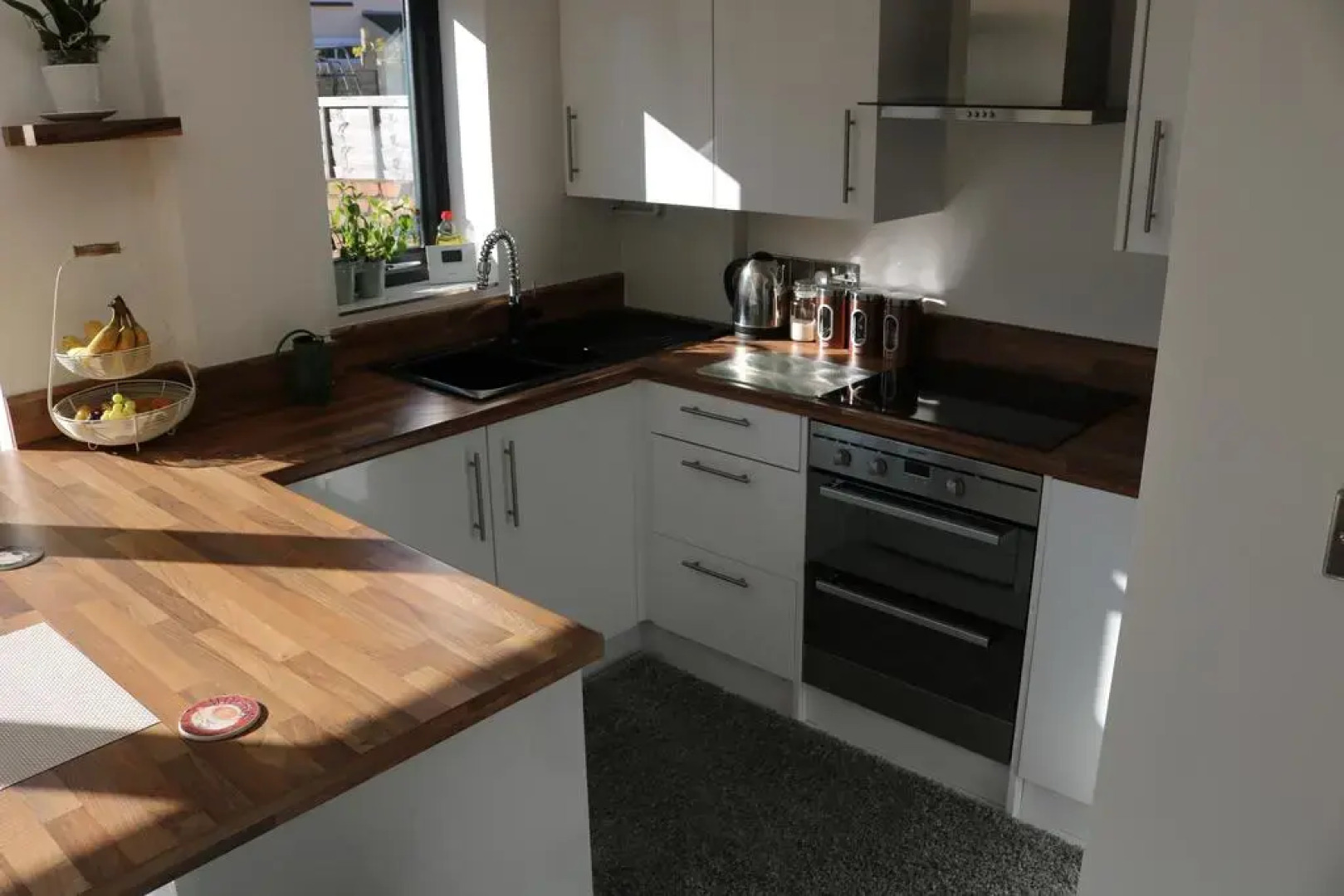 Luxury Victorian Garden Apartment