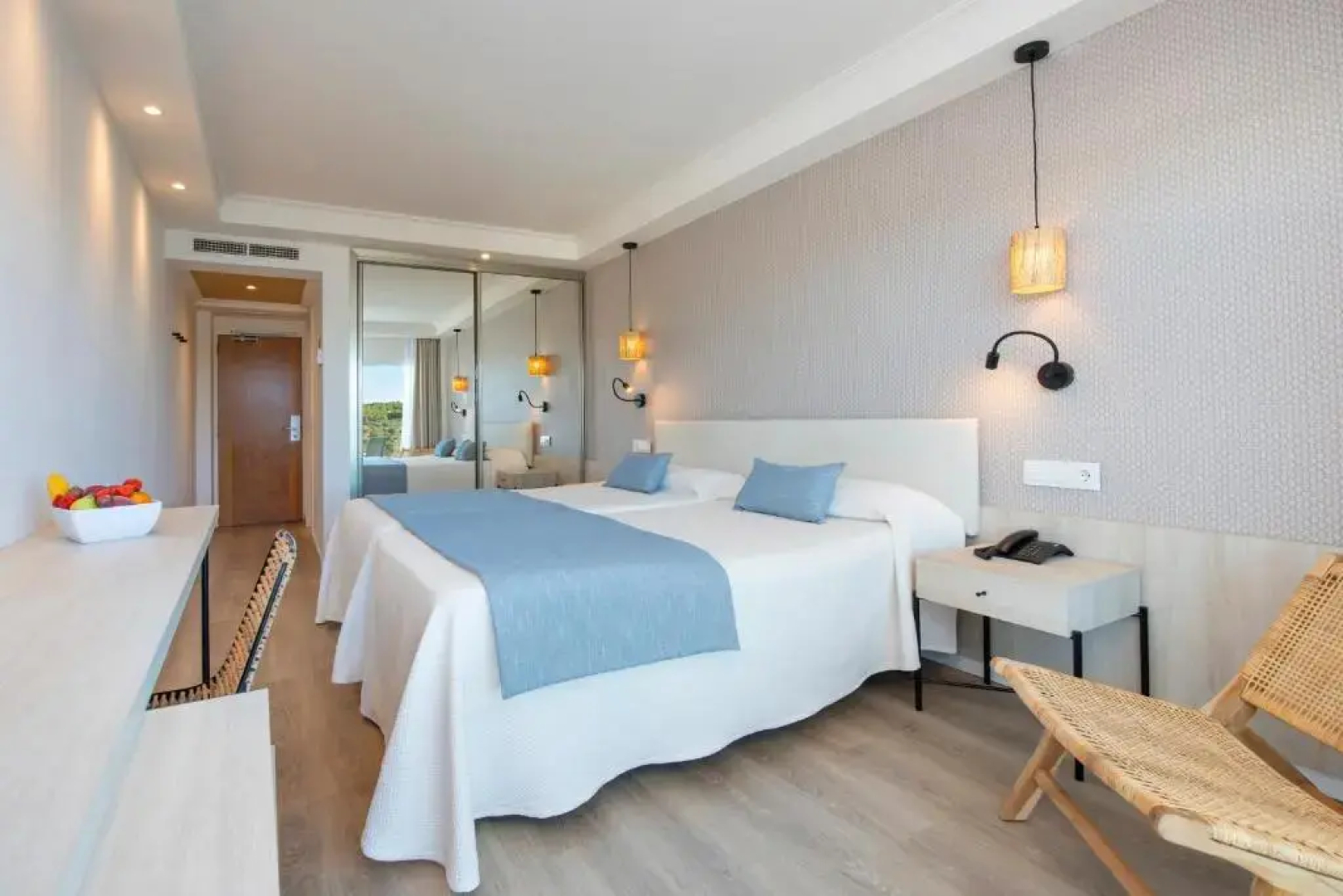 Отель HSM Atlantic Park Hotel