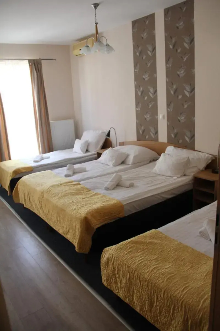 Rose City Hotel