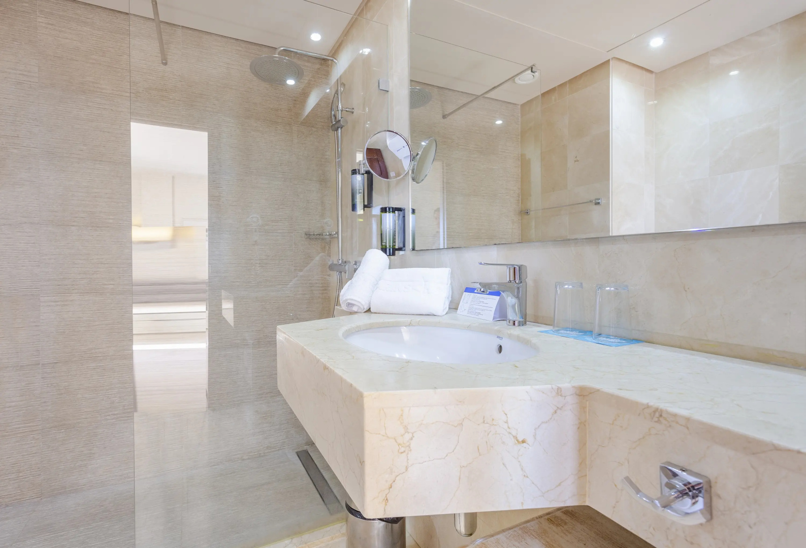 Marins Playa Suites