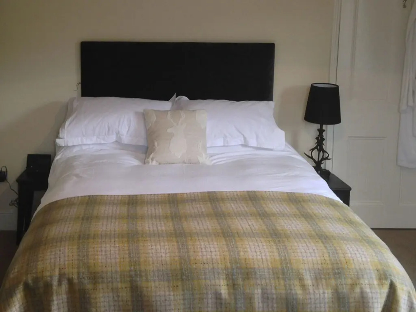 Whitethorn Bed and Breakfast