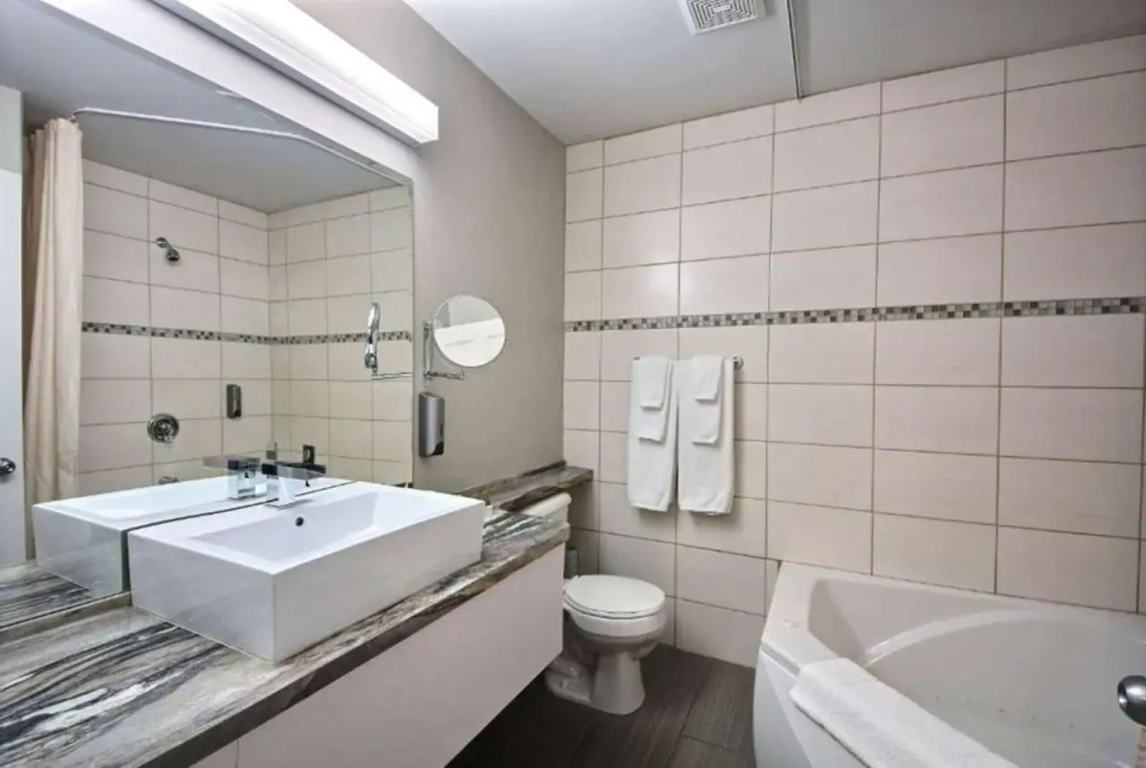 Travelodge by Wyndham Roberval