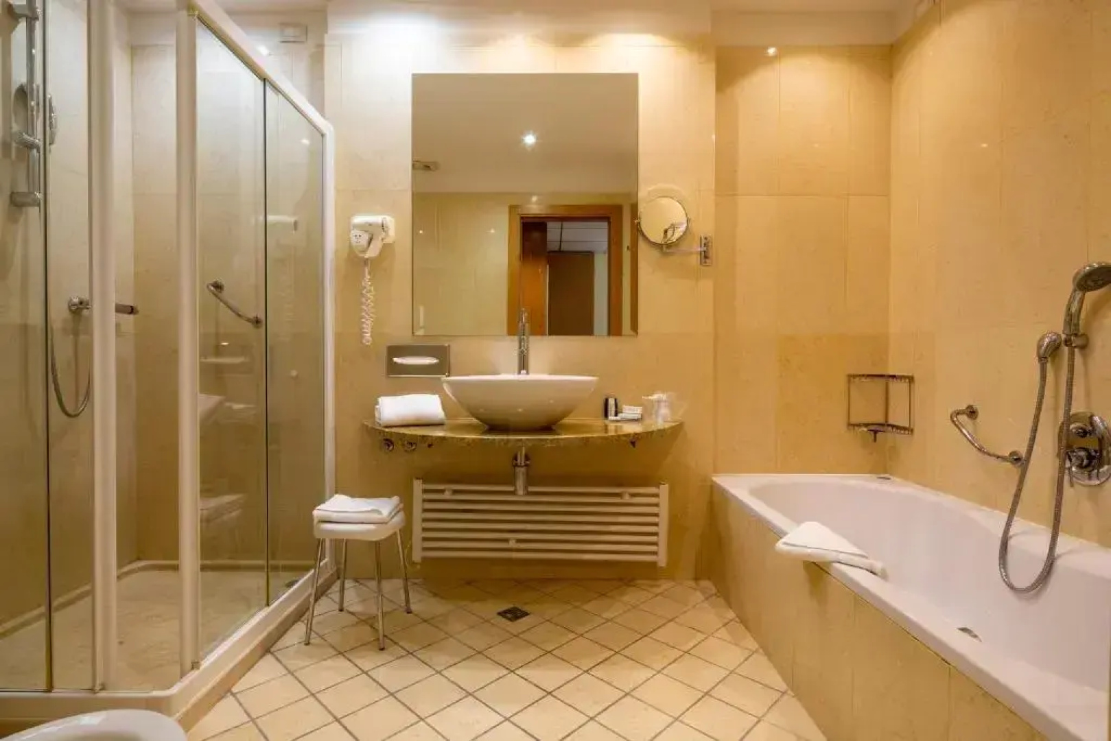 Отель Crowne Plaza Padova by IHG