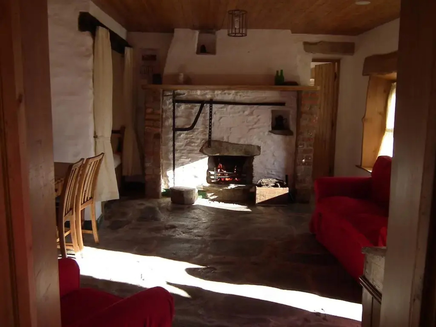 Pollan Rua Cottage & Barn