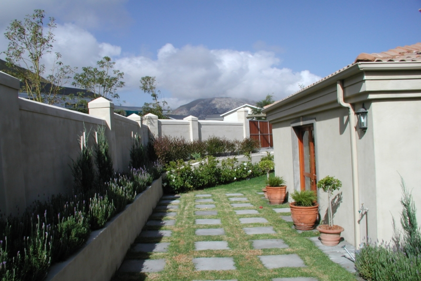 Southern Right Lodge