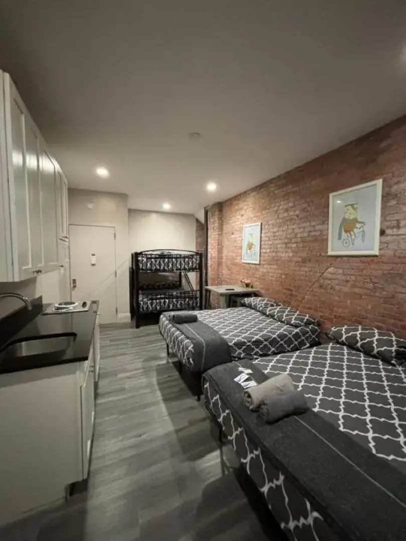 31 Street Broadway Hotel