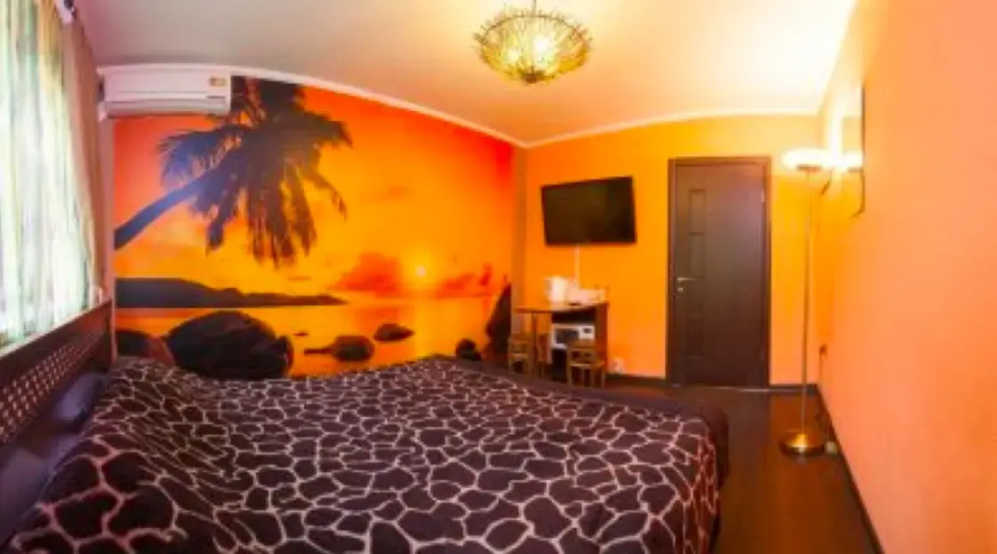 Megapolis Hotel