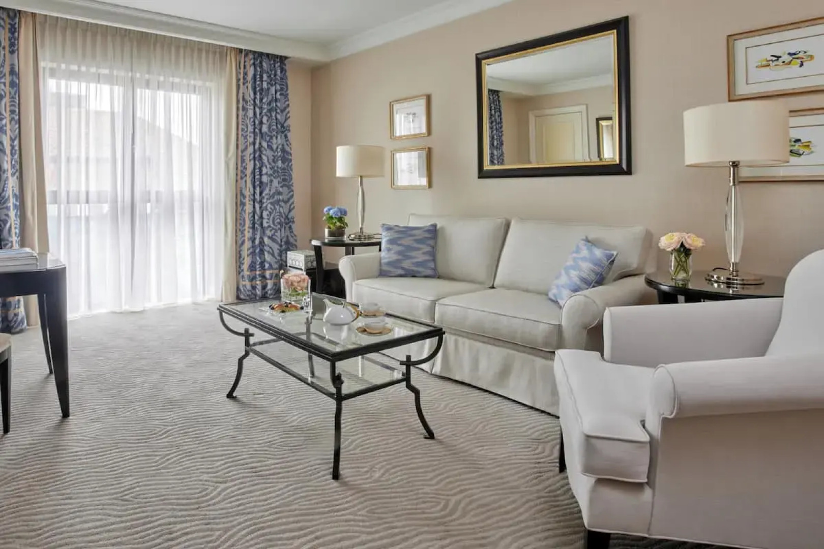 Отель Four Seasons Prague