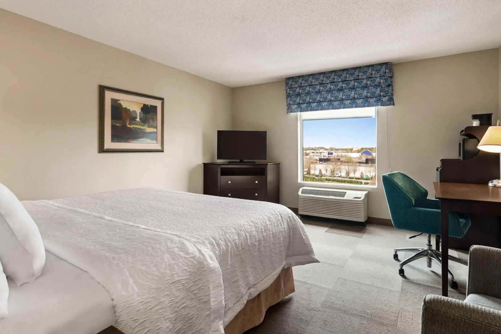 Hampton Inn & Suites Atlanta Airport West/Camp Creek Pkwy